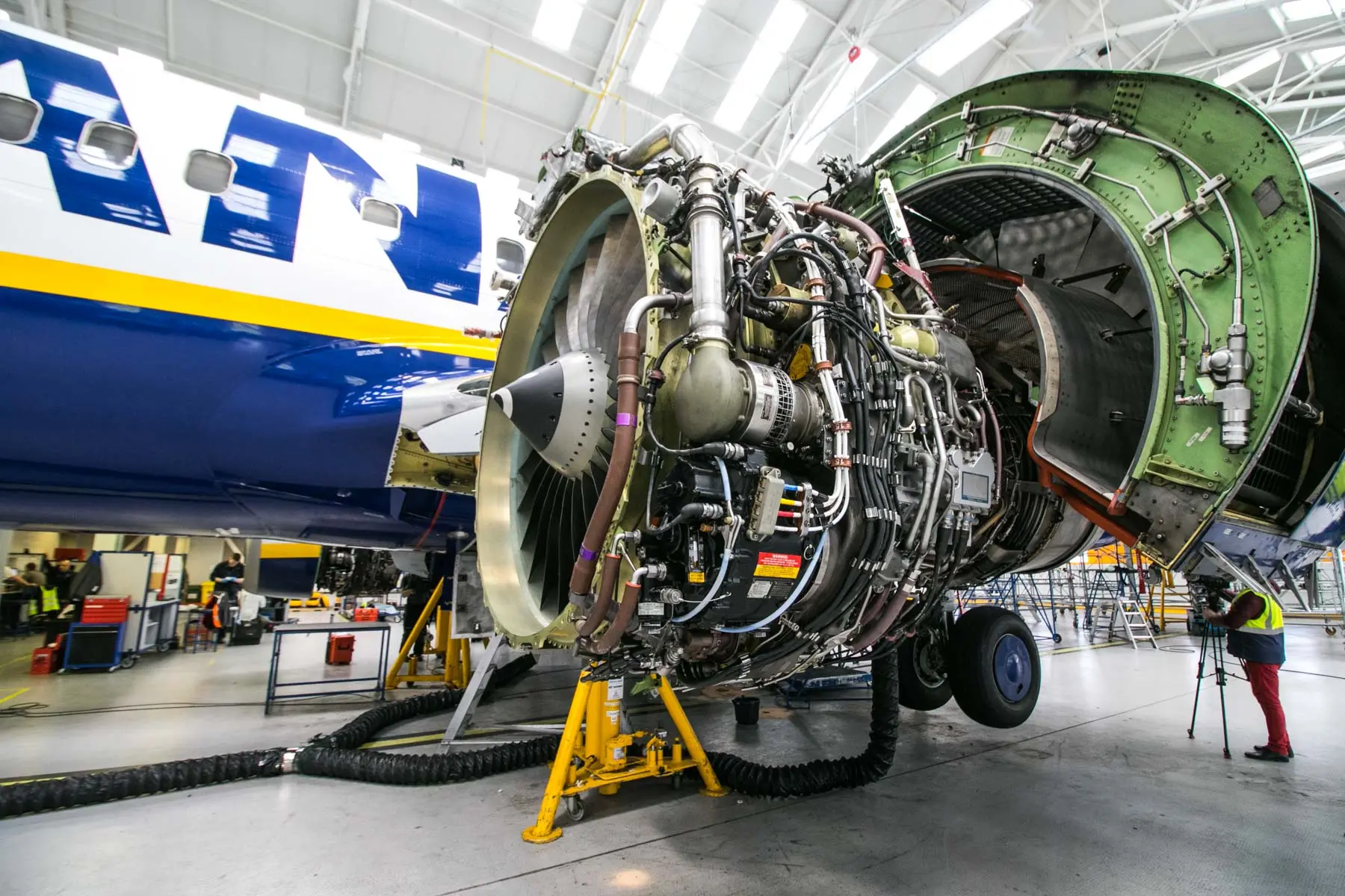 Ryanair lėktuvo remontas