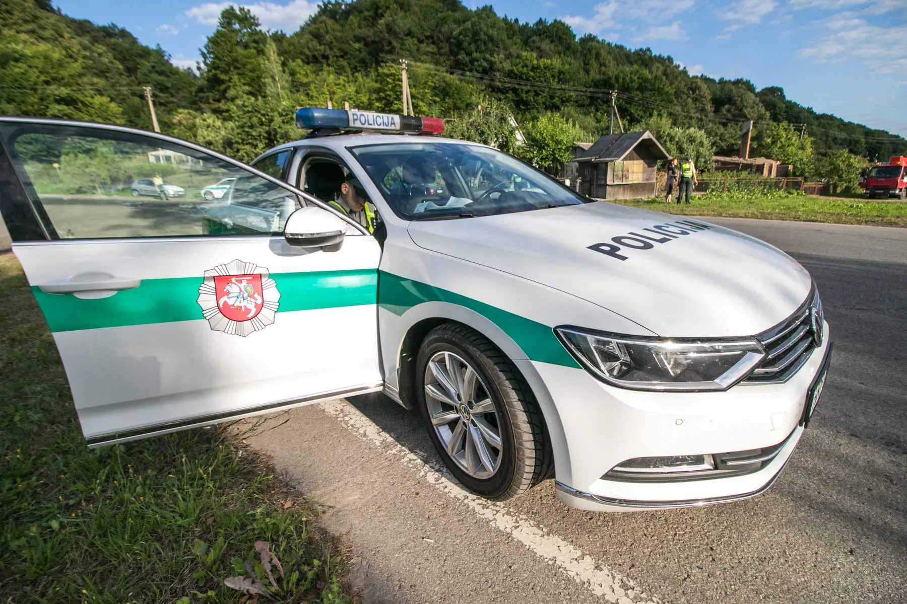 Policija
