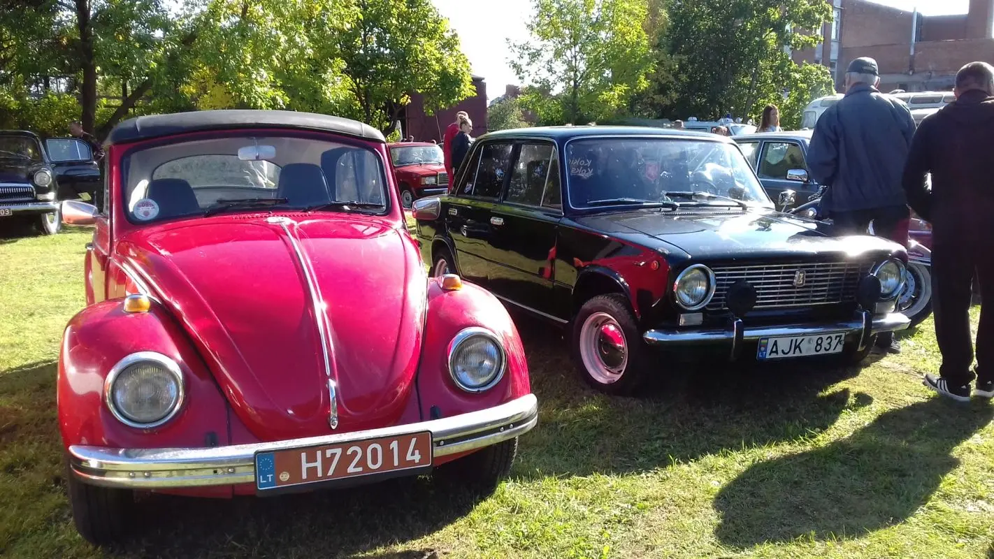 Retro mugė 2017