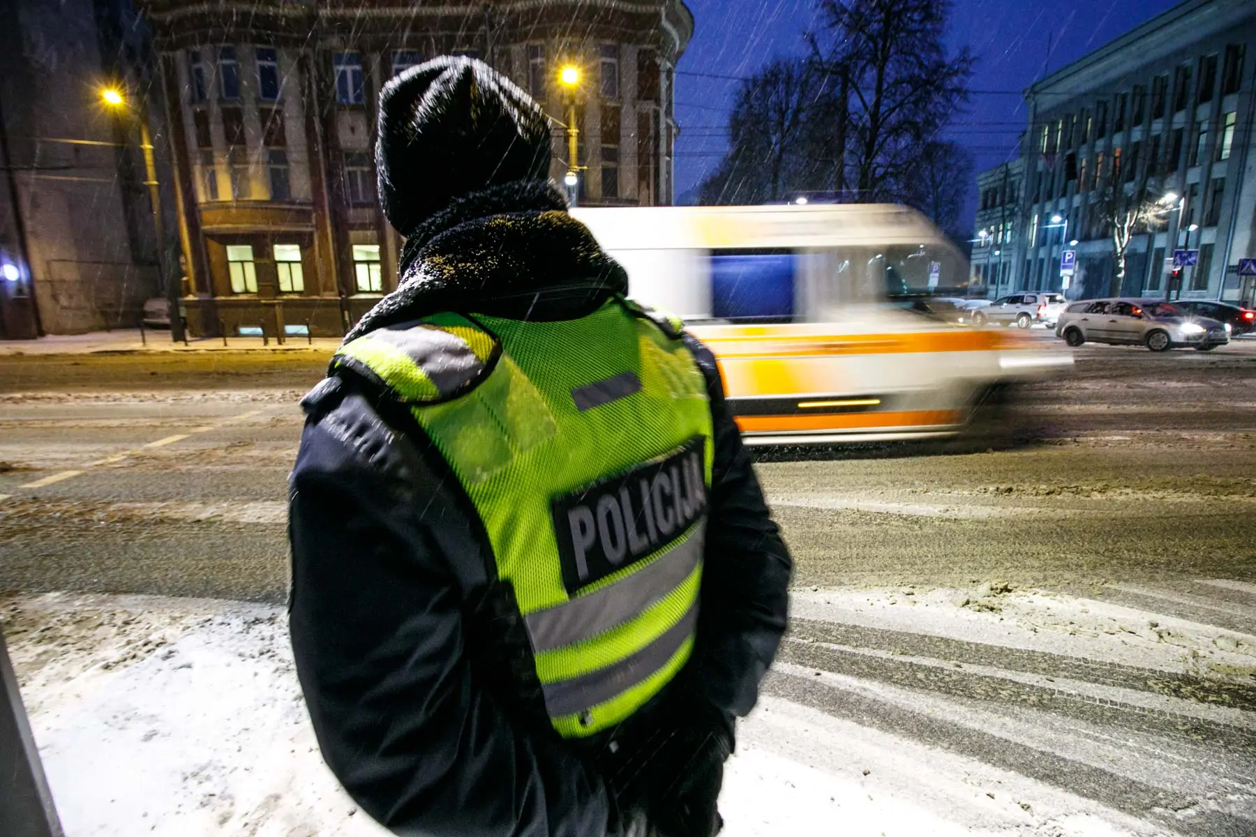 Policija