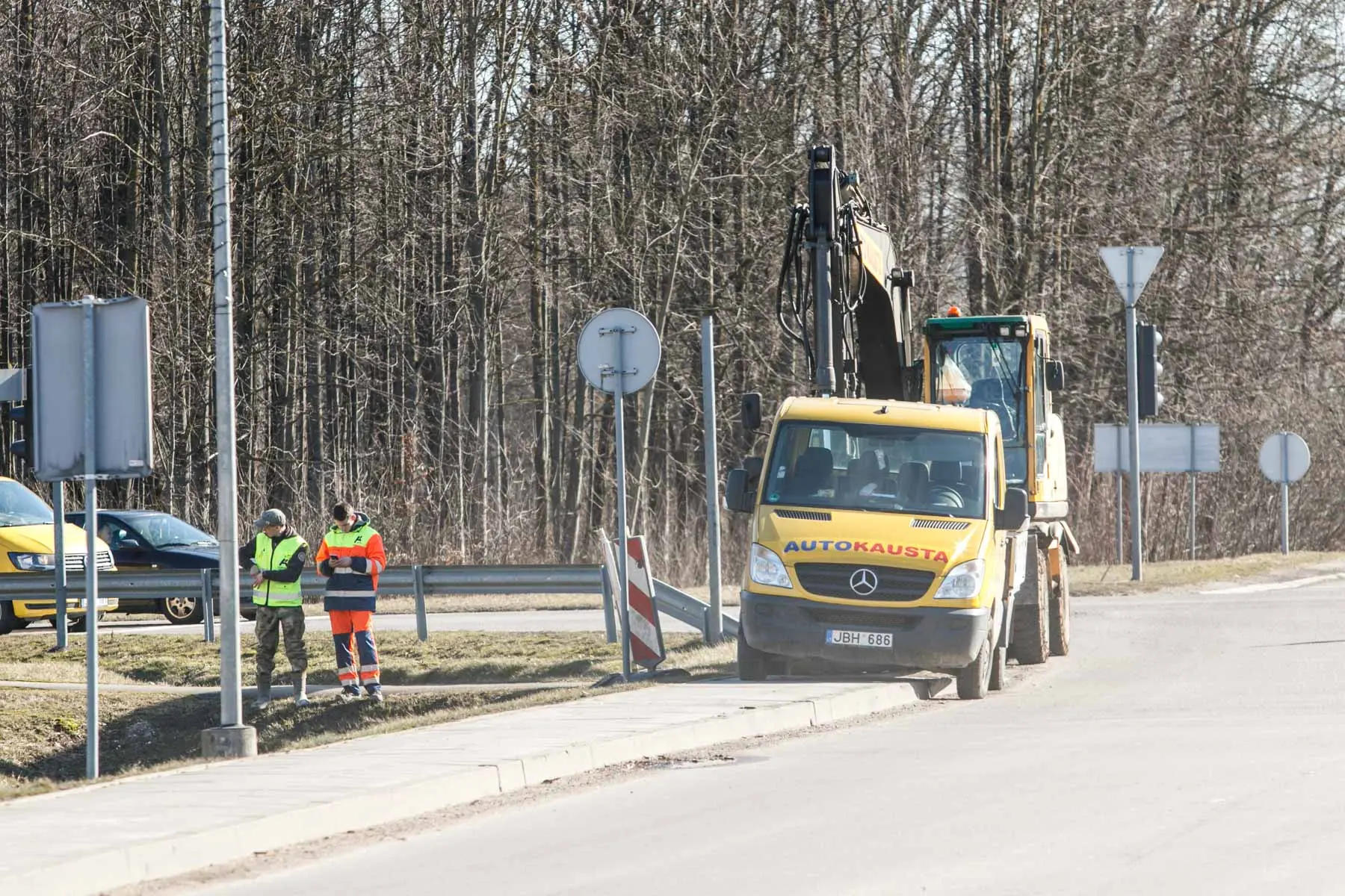 Akademijoje prasidėjo sankryžų rekonstrukcija