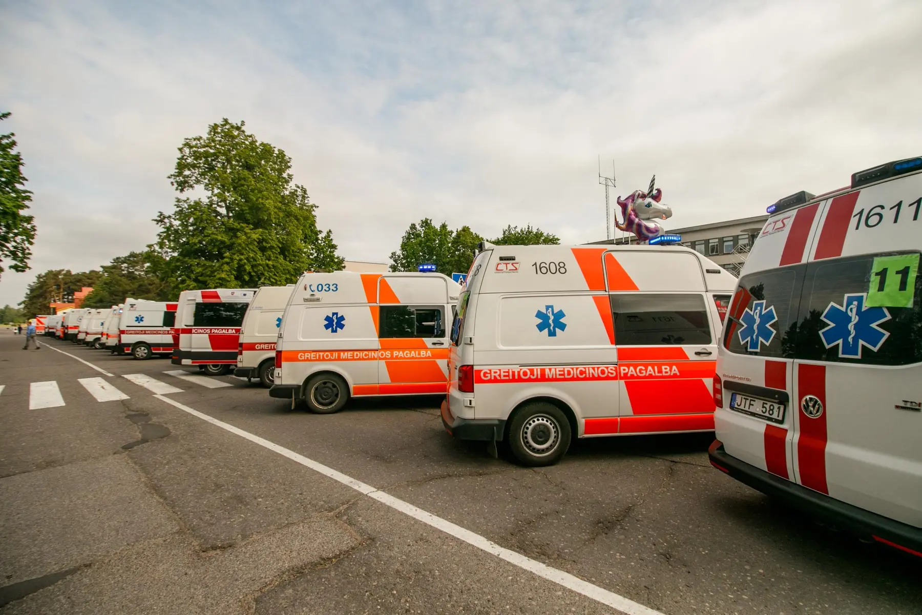 Greitosios medicinos pagalbos automobilių paradas