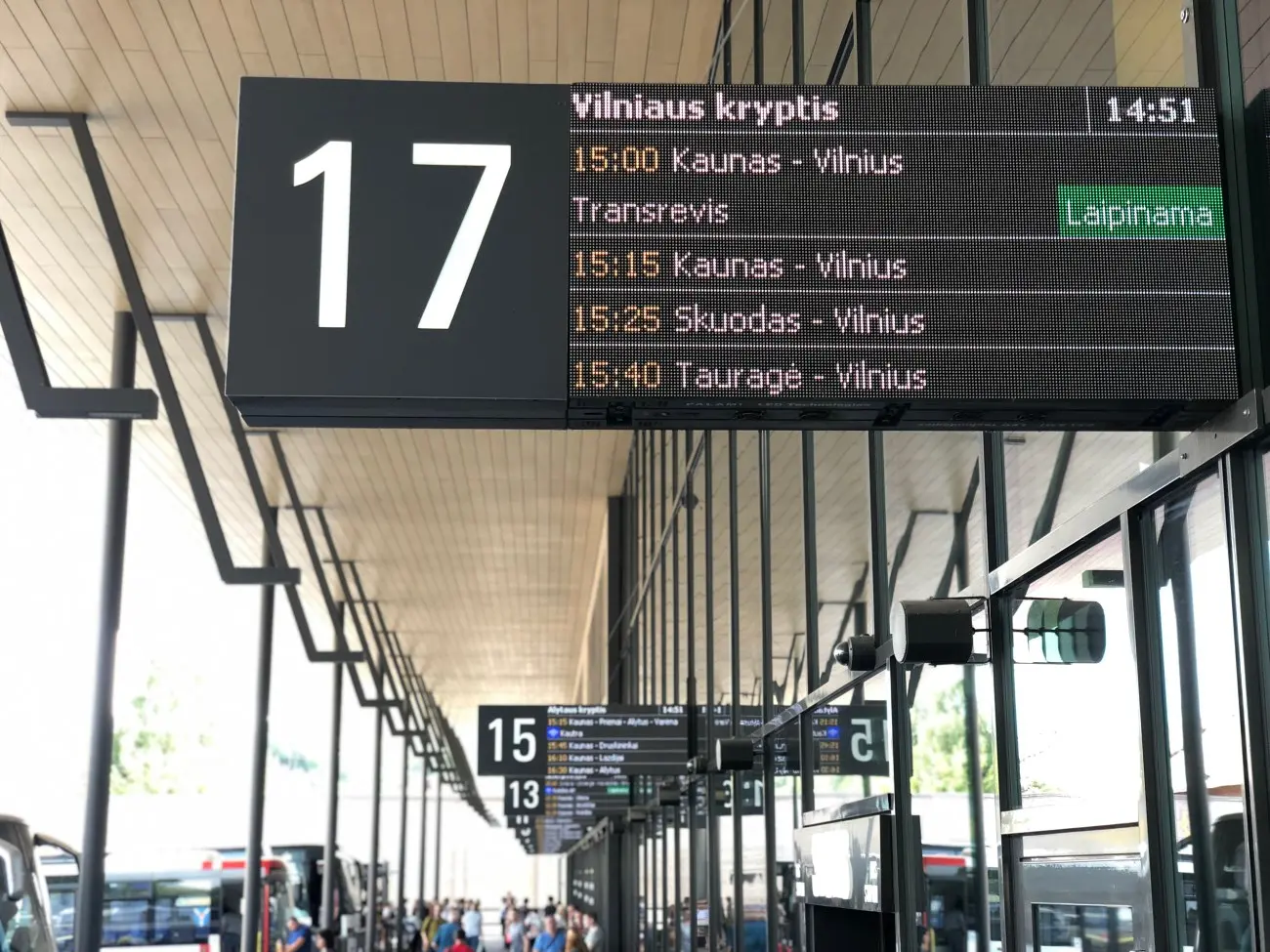 Kauno autobusų stoties keleiviai