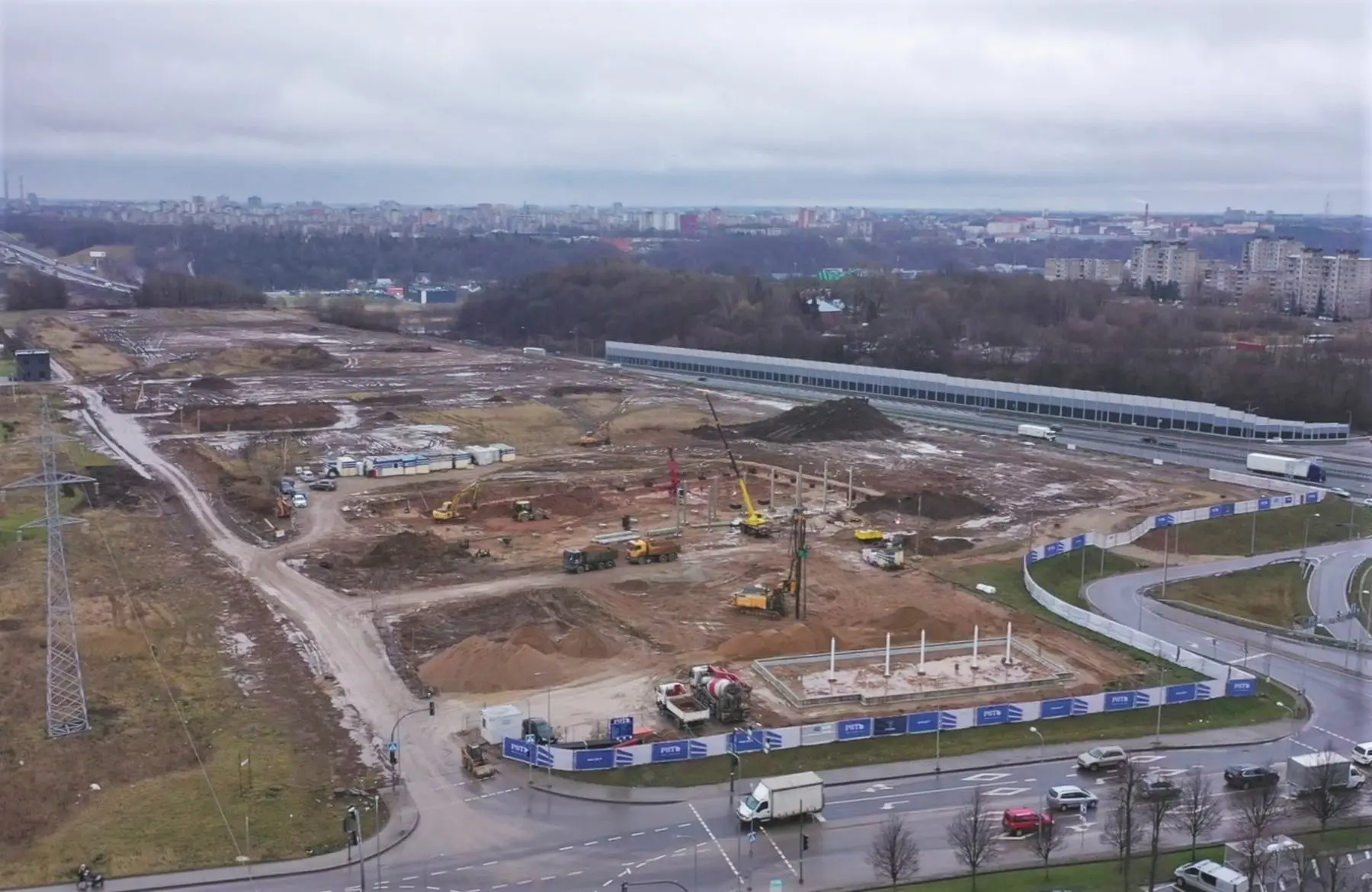 „McDonald's“ ir „Lidl“ statybos prie „Megos“