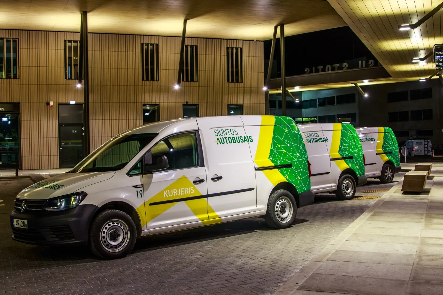 Siuntos autobusais pristatymas į namus