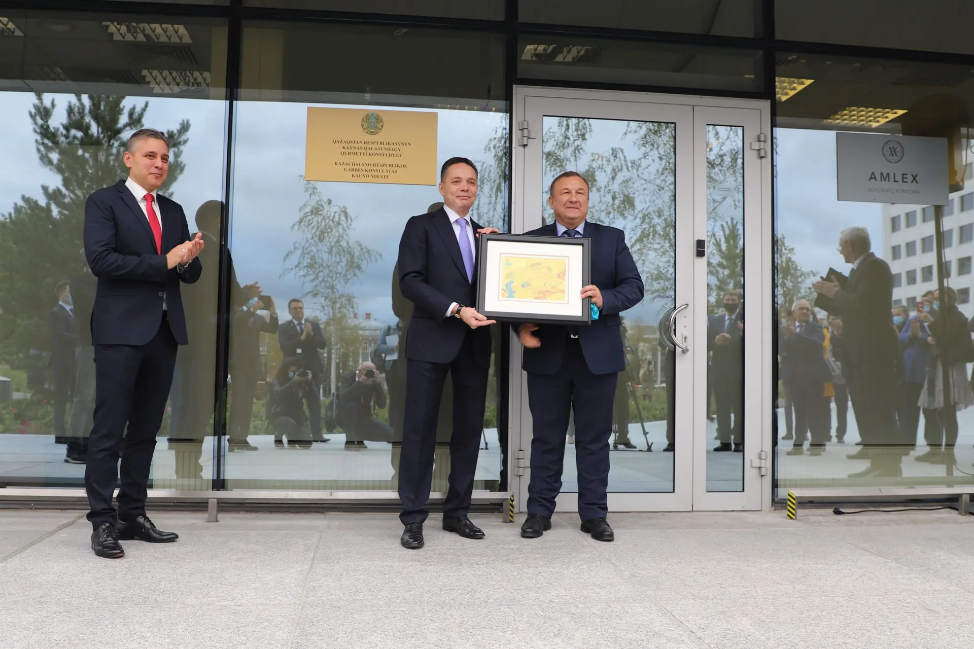 Kazachstano garbės konsulato atidarymas