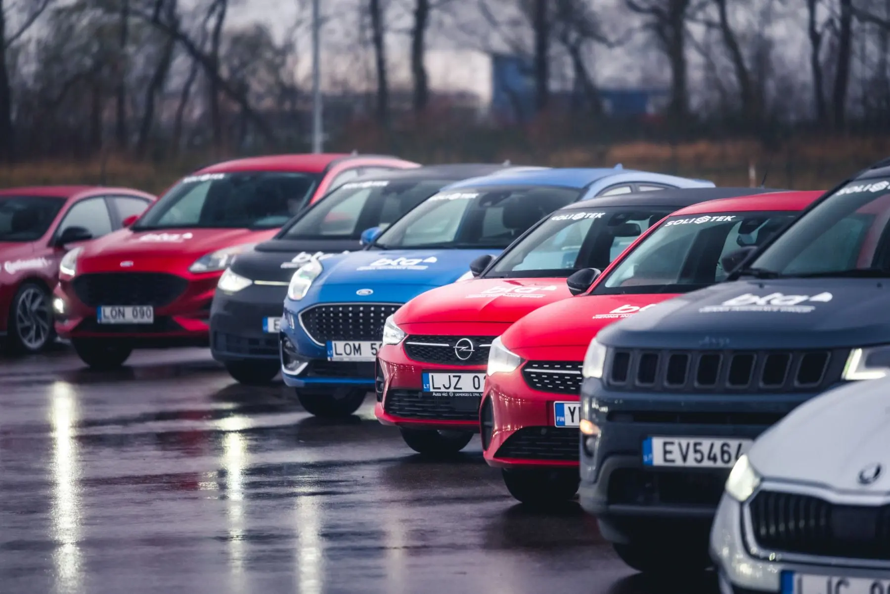Metų automobilis