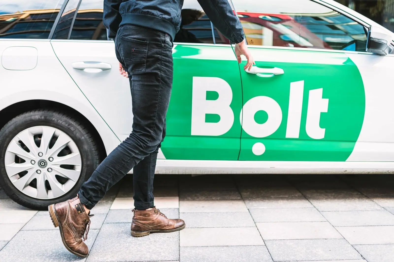 „Bolt Drive“