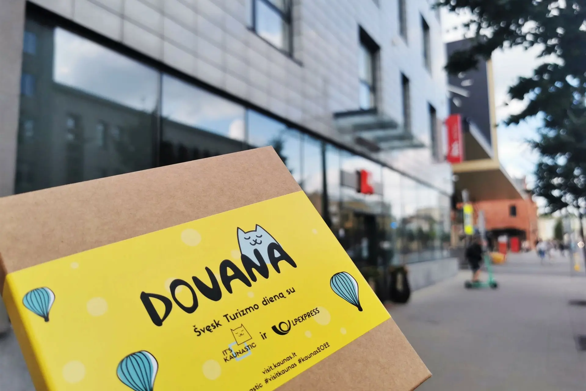Dovana, nakvynė Kauno viešbučiuose