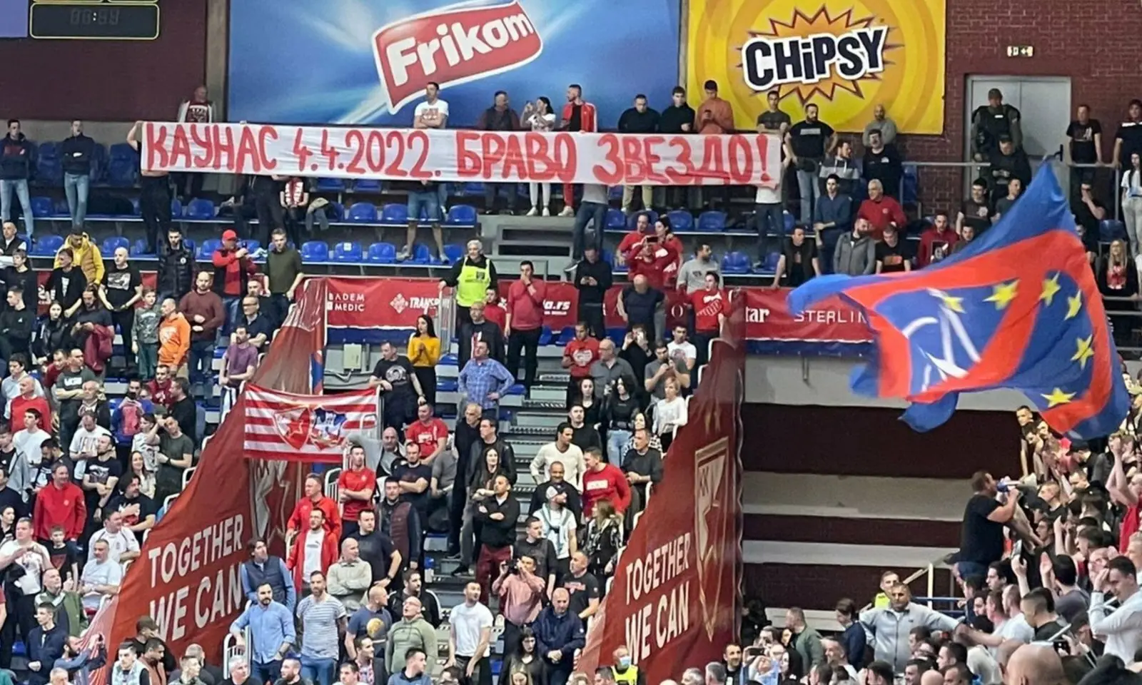 Serbų fanai, NATO vėliava