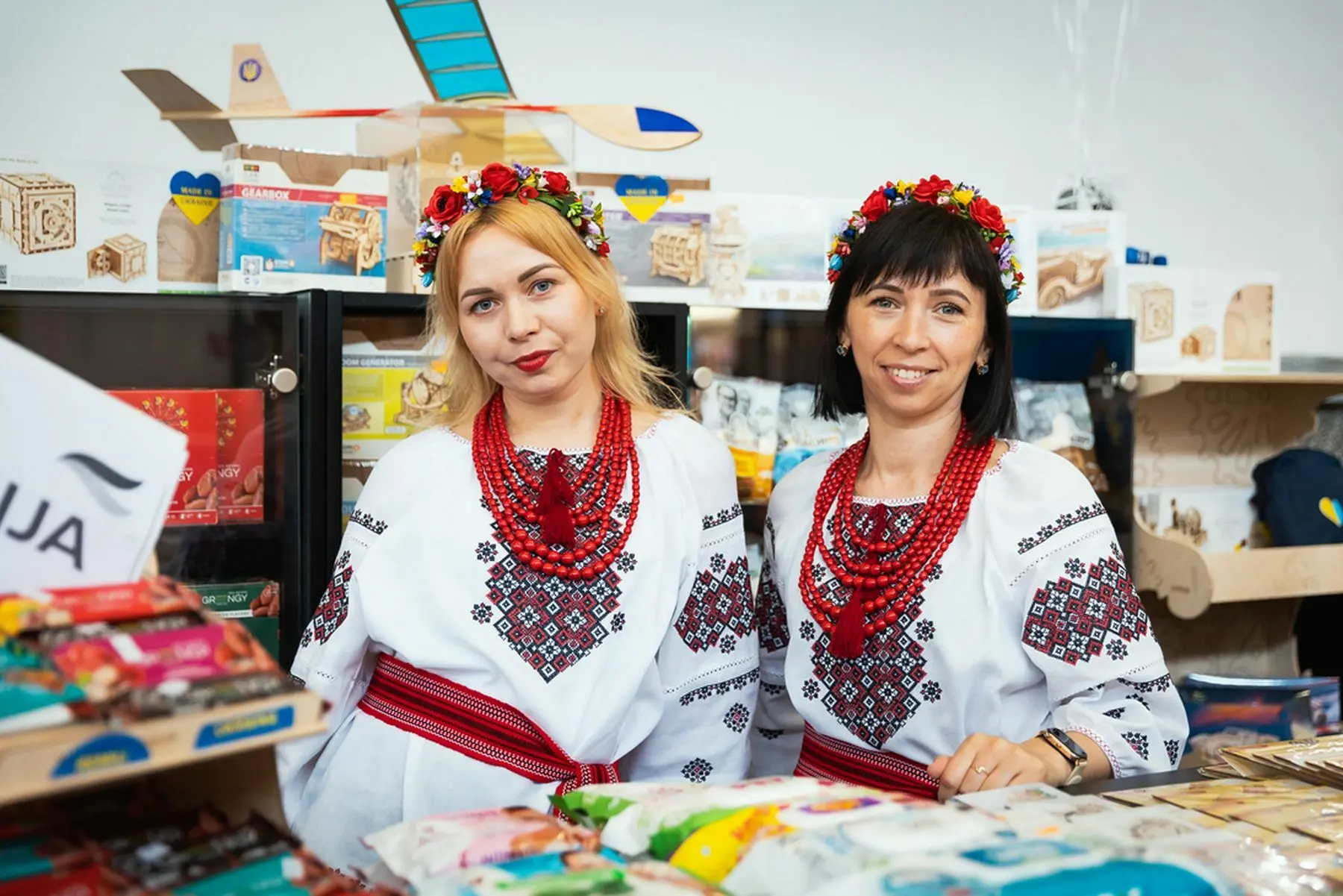 Kauno „Akropolyje“ atidaryta pirmoji Lietuvoje ukrainietiškos produkcijos prekyvietė (E. Kinaičio nuotr.)