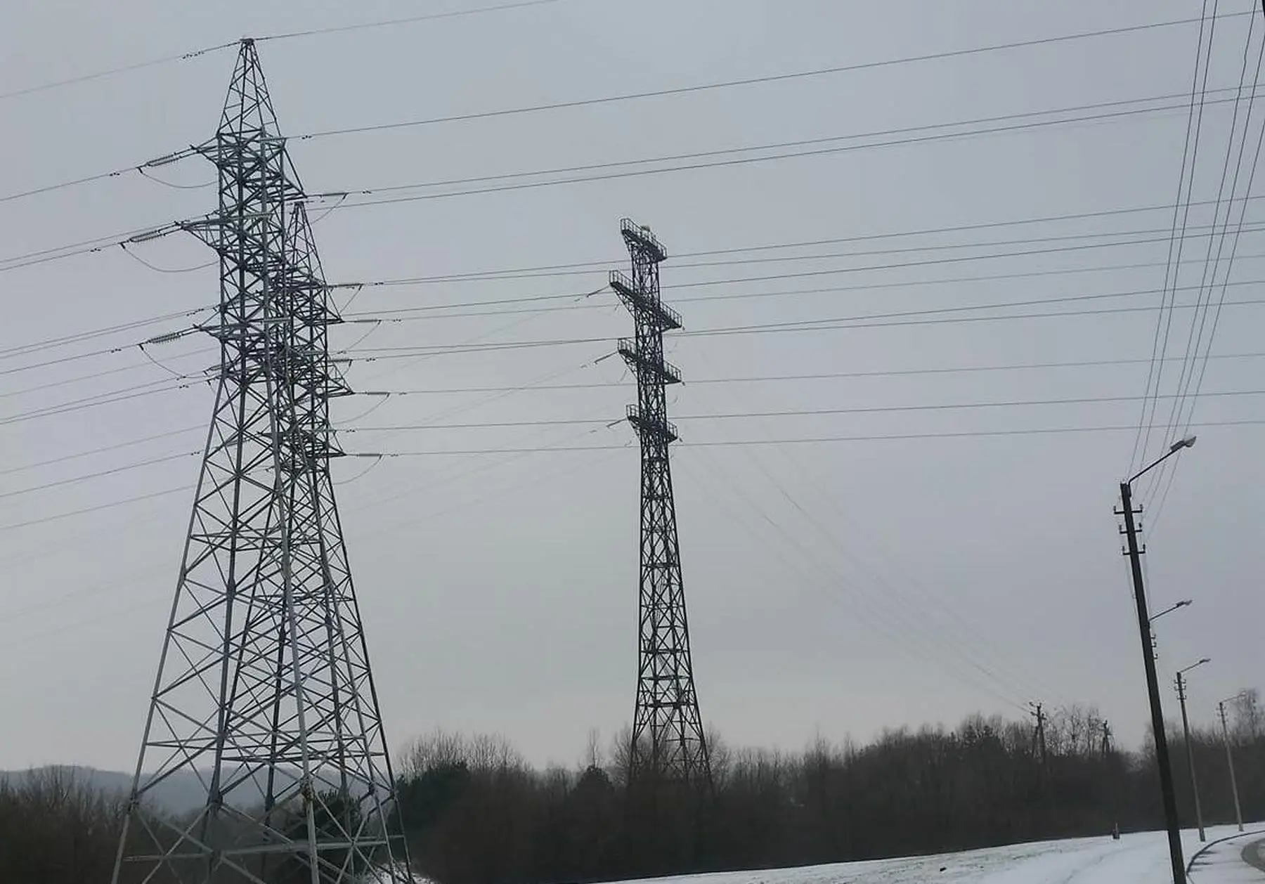 Elektros stulpai