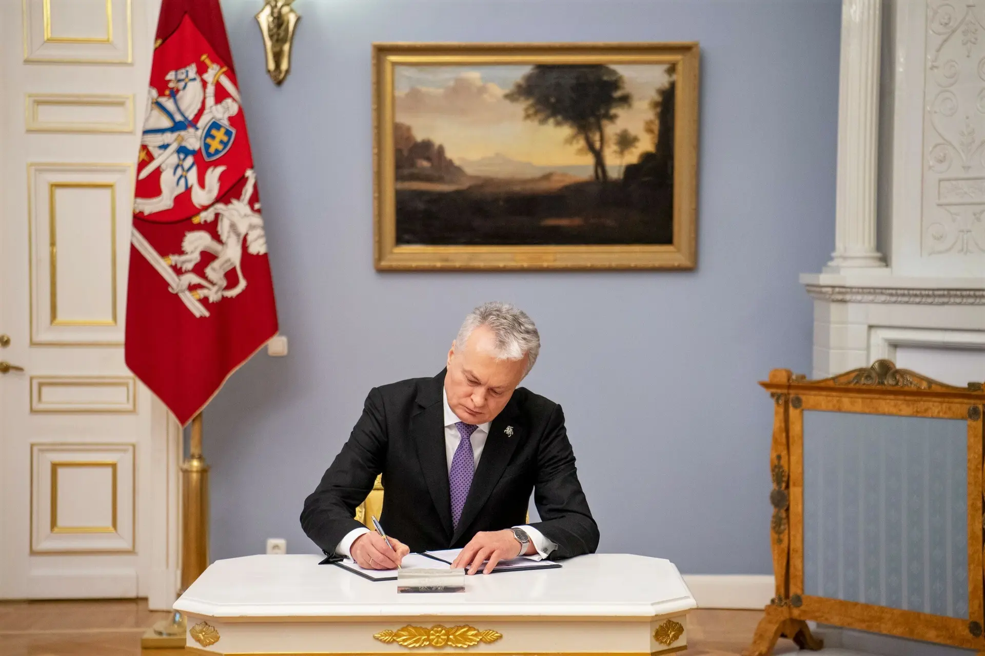 Gitanas Nausėda