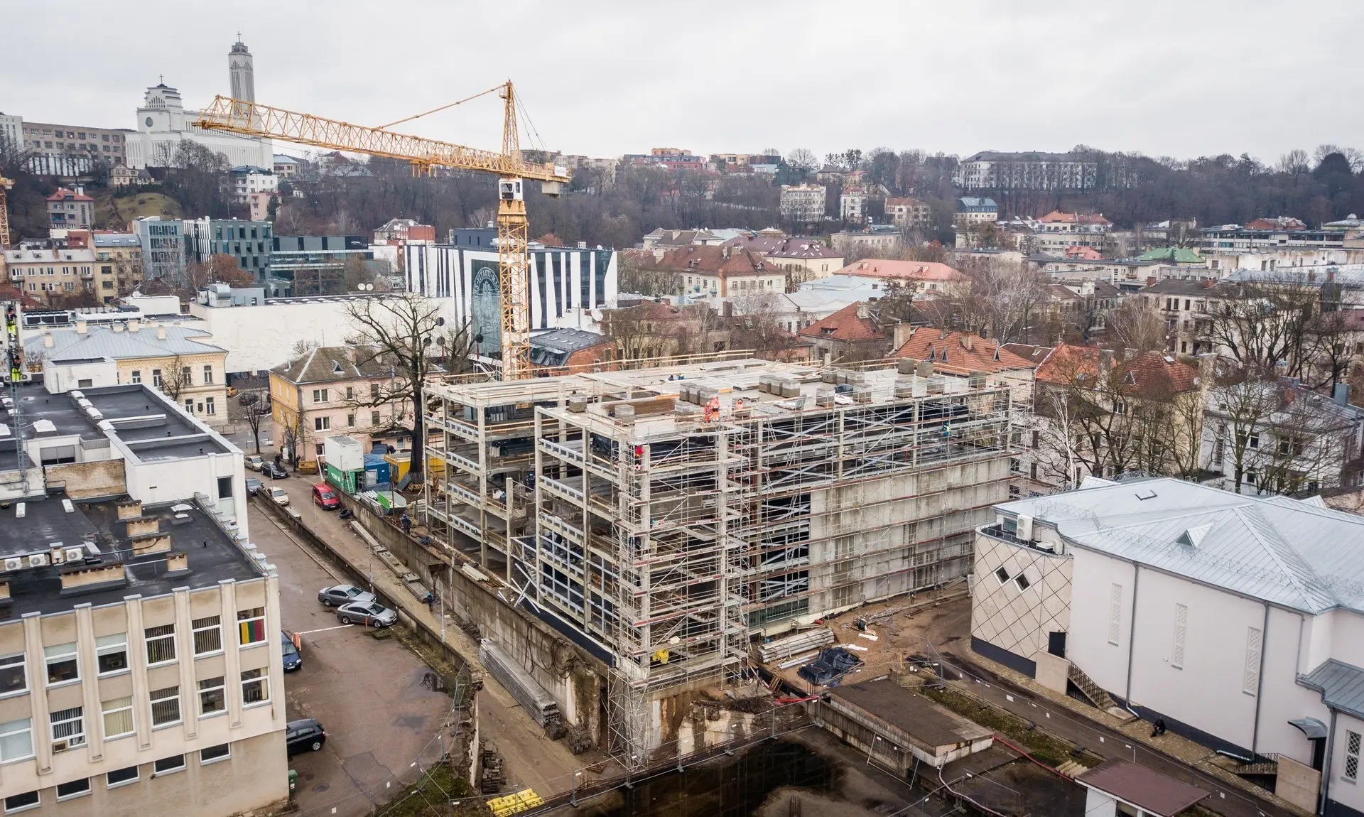 Automobilių stovėjimo aikštelė K. Donelaičio gatvėje