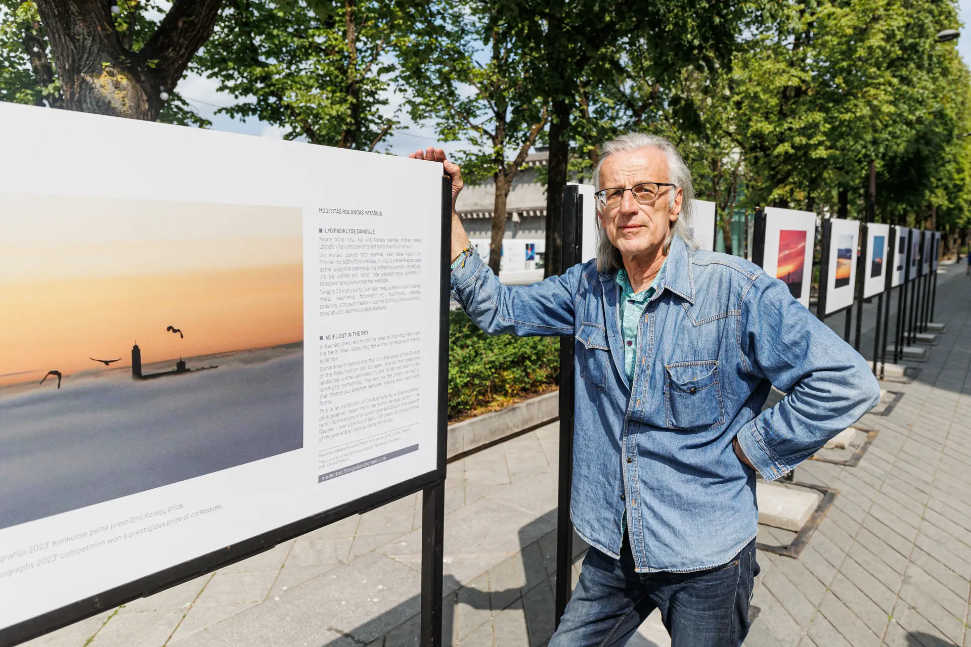 Du dešimtmečius iš Šilainių daugiabučio Prisikėlimo bažnyčią fiksavęs M. Patašius: vaizdai stebuklingi