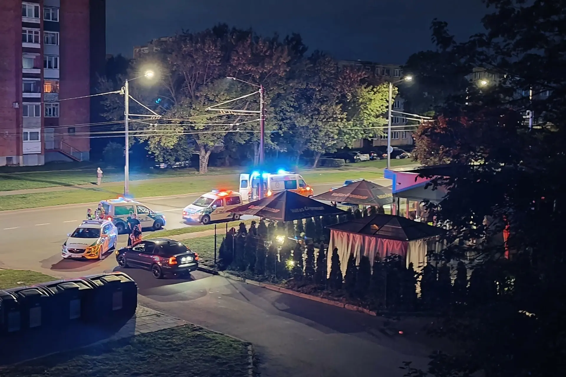 Policija Draugystės g. naktiniame bare