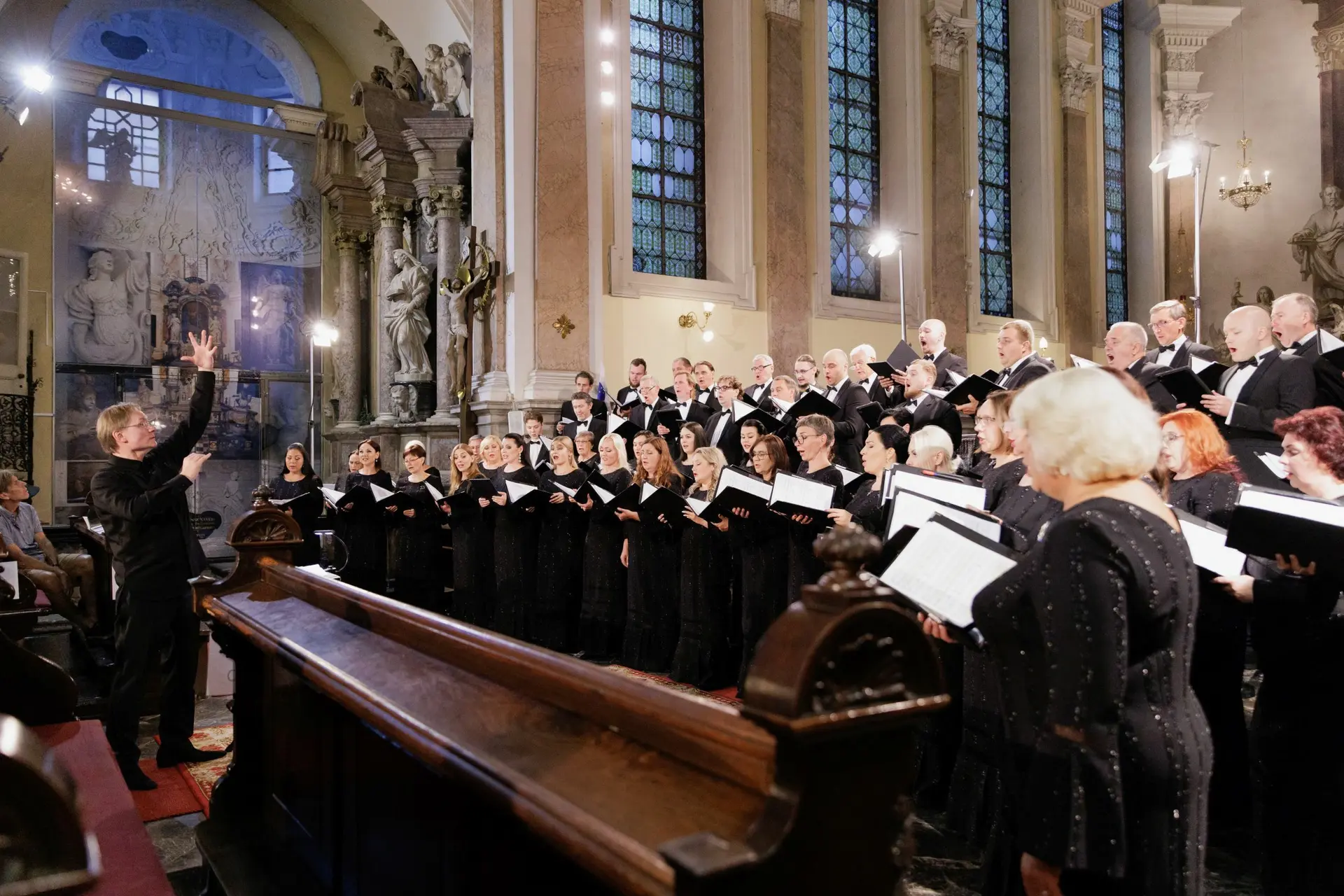 Robertas Šervenikas, filharmonija, simfoninis choras
