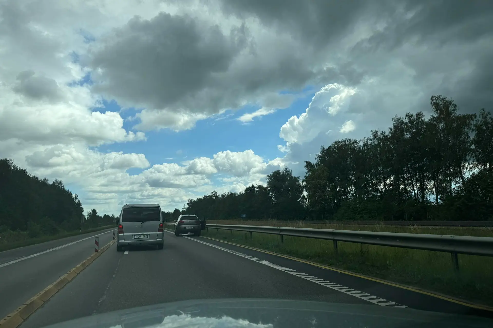 Spūstys A1 kelyje