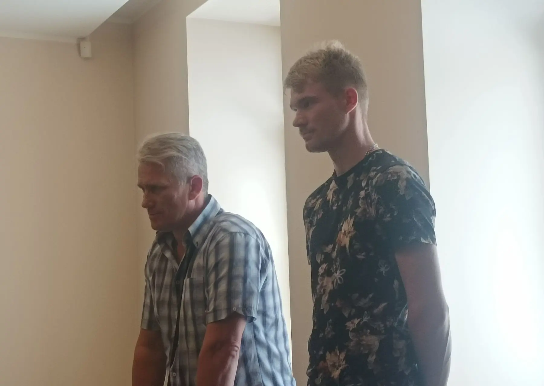 Kaune už privalomosios karo tarnybos vengimą teisiamas „suverenas“ buvo pašalintas iš teismo salės