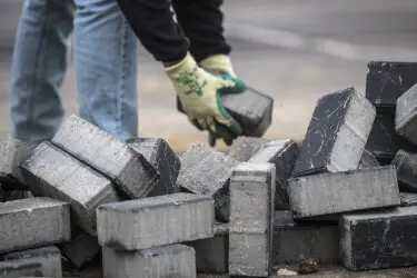 resize_380x250_concrete-blocks-6582297_1280