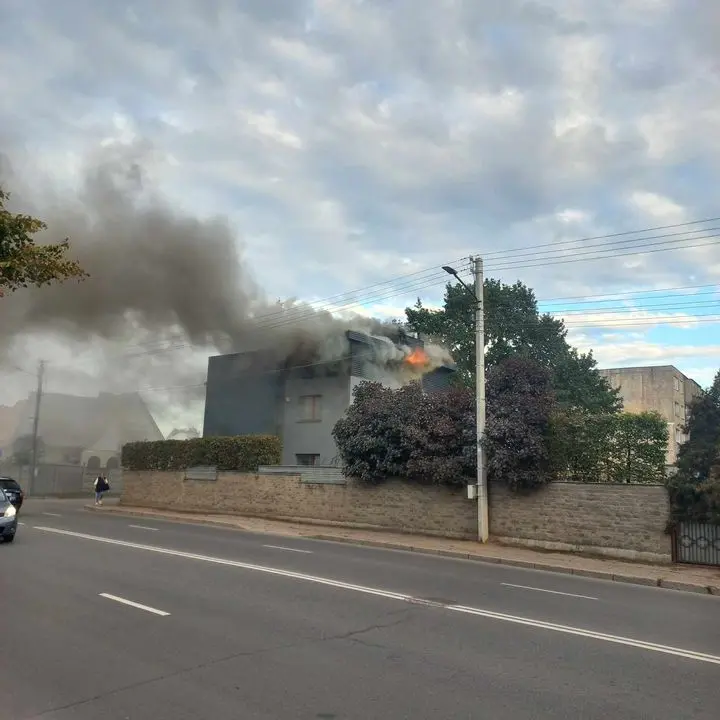 dega namas panerių g.