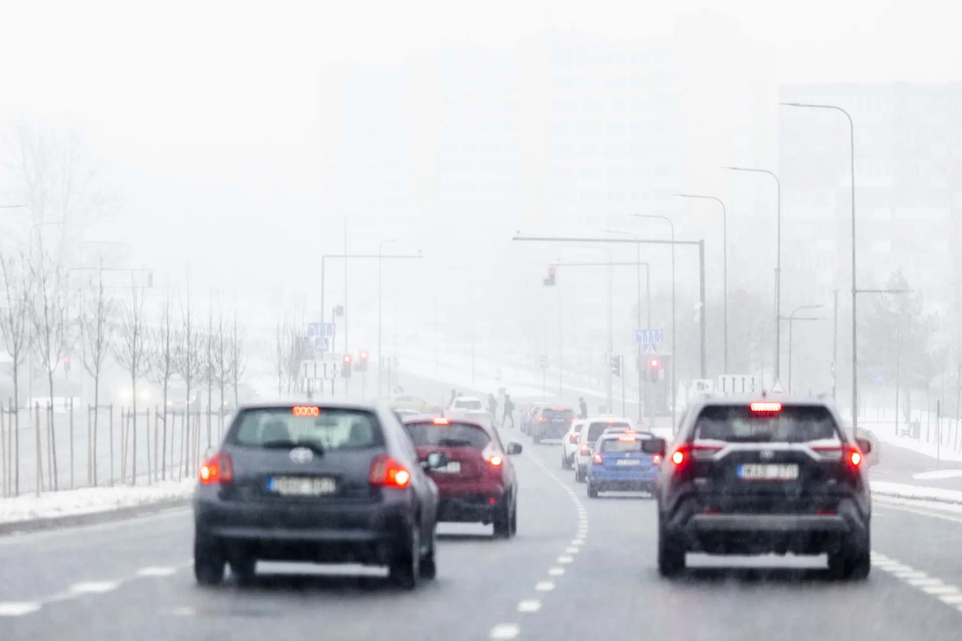 Automobiliai, kelias, gatvė, oro sąlygos