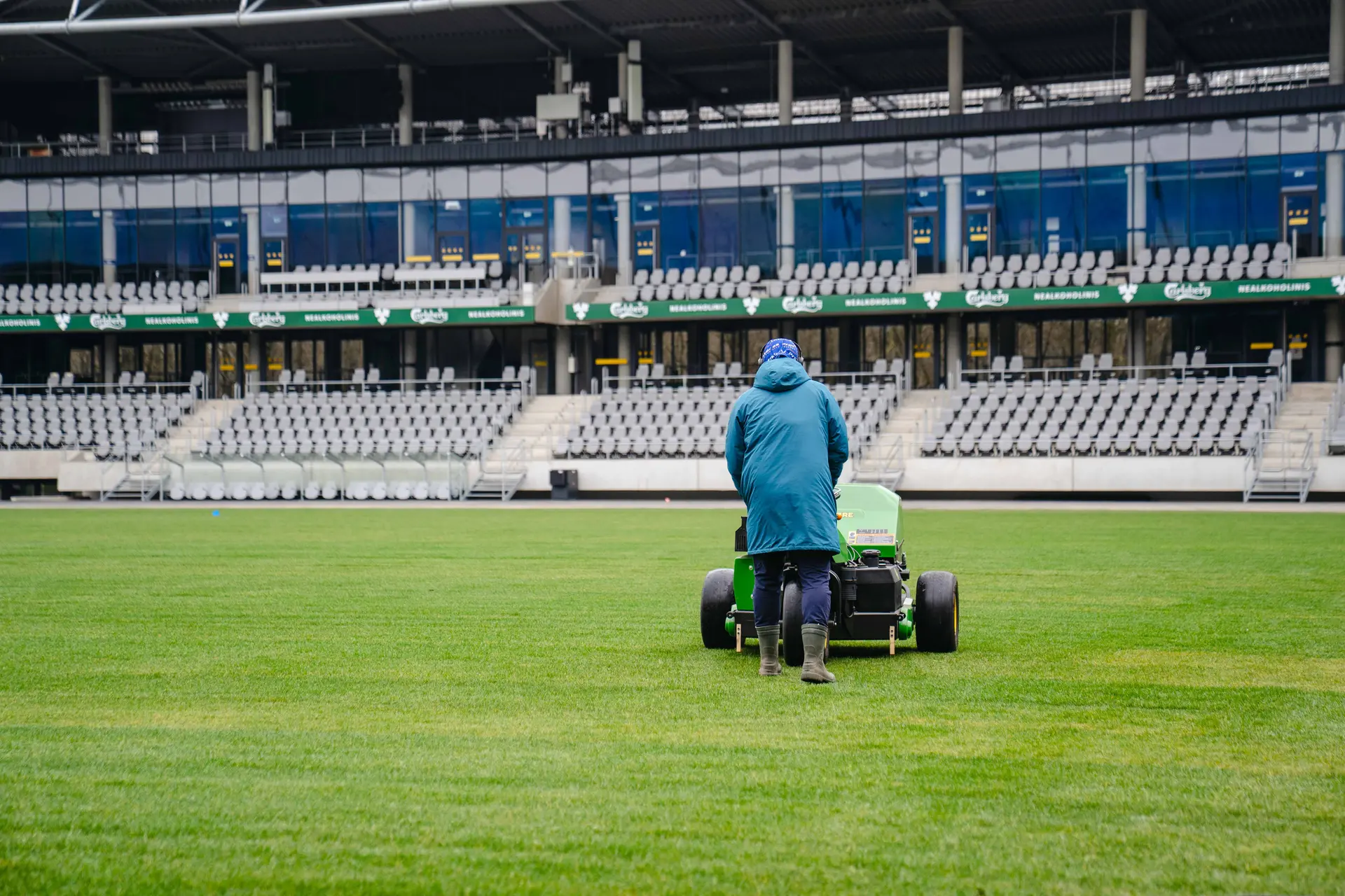 Dariaus ir Girėno stadione baigti vejos keitimo darbai / Dariaus ir Girėno stadiono nuotr.