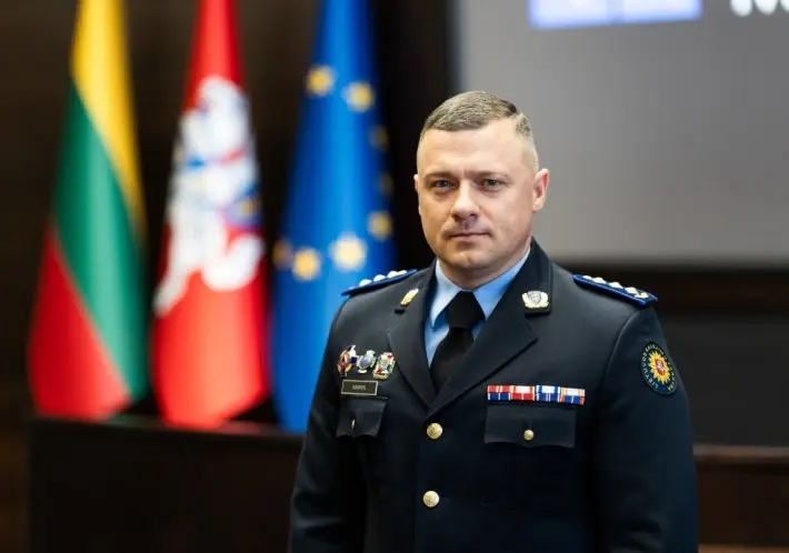Kalėjimų tarnybos vadovui M. Kairiui skirtas griežtas papeikimas