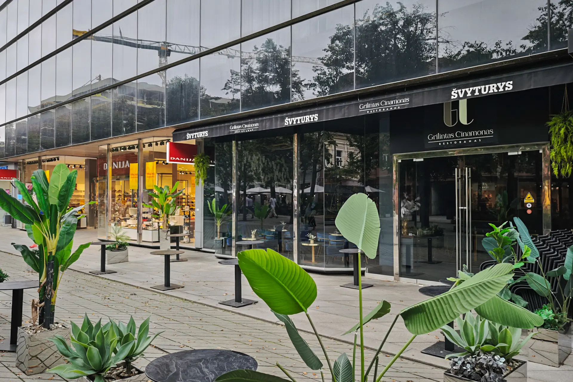 Restoraną „Grilintas Cinamonas“ valdžiusi įmonė bankrutavo – susidarė milžiniškos skolos