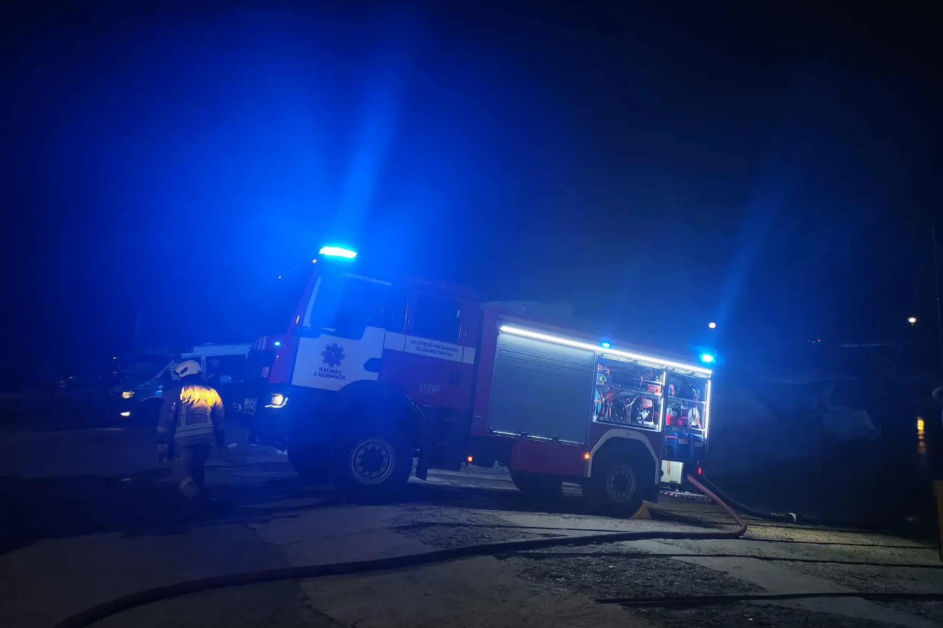 Gaisras Kauno jachtklube / skaitytojų nuotr.