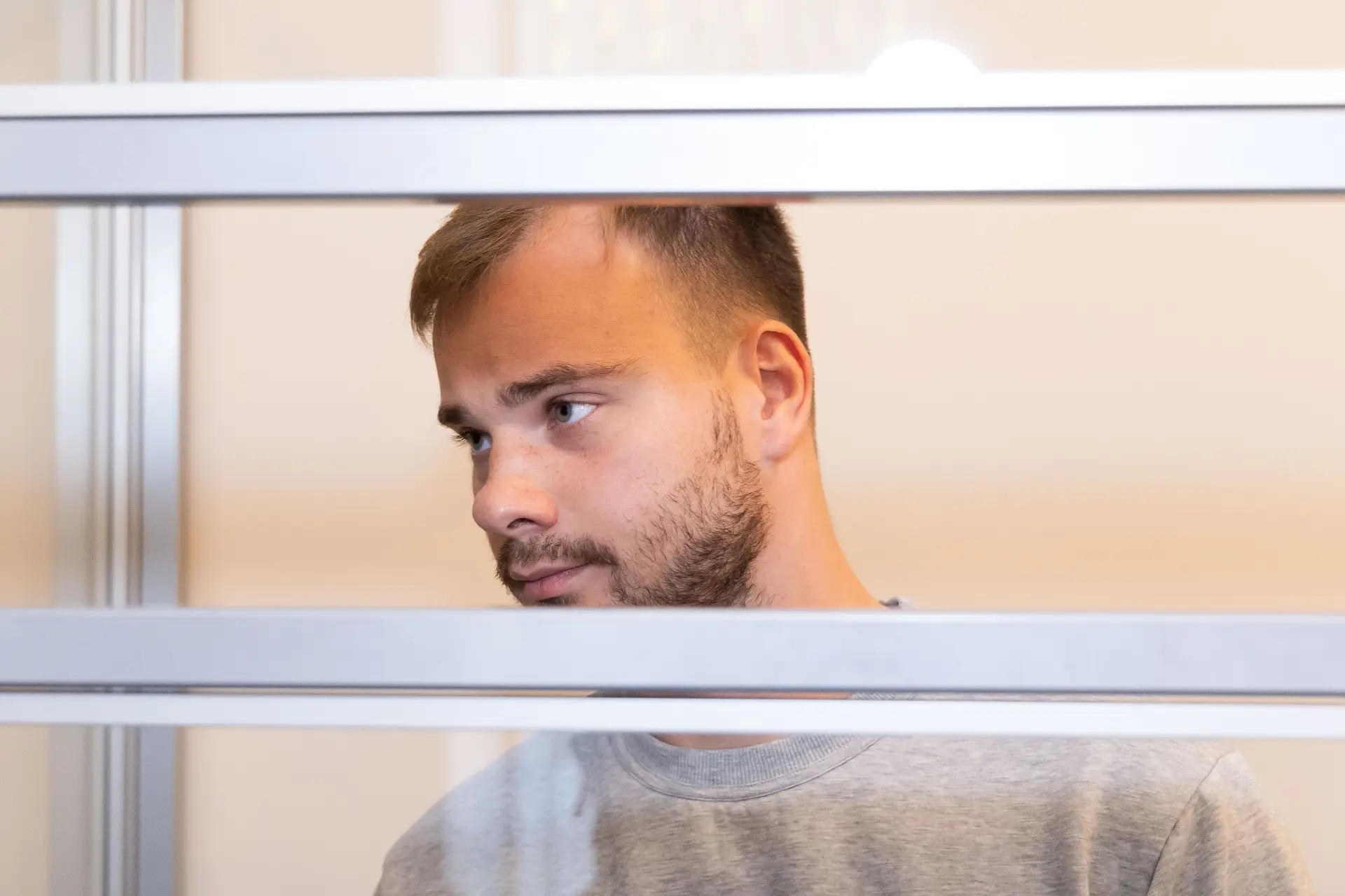 Kalėjime nuobaudą gavęs R. Jakštys siekia prisiteisti 400 eurų neturtinės žalos