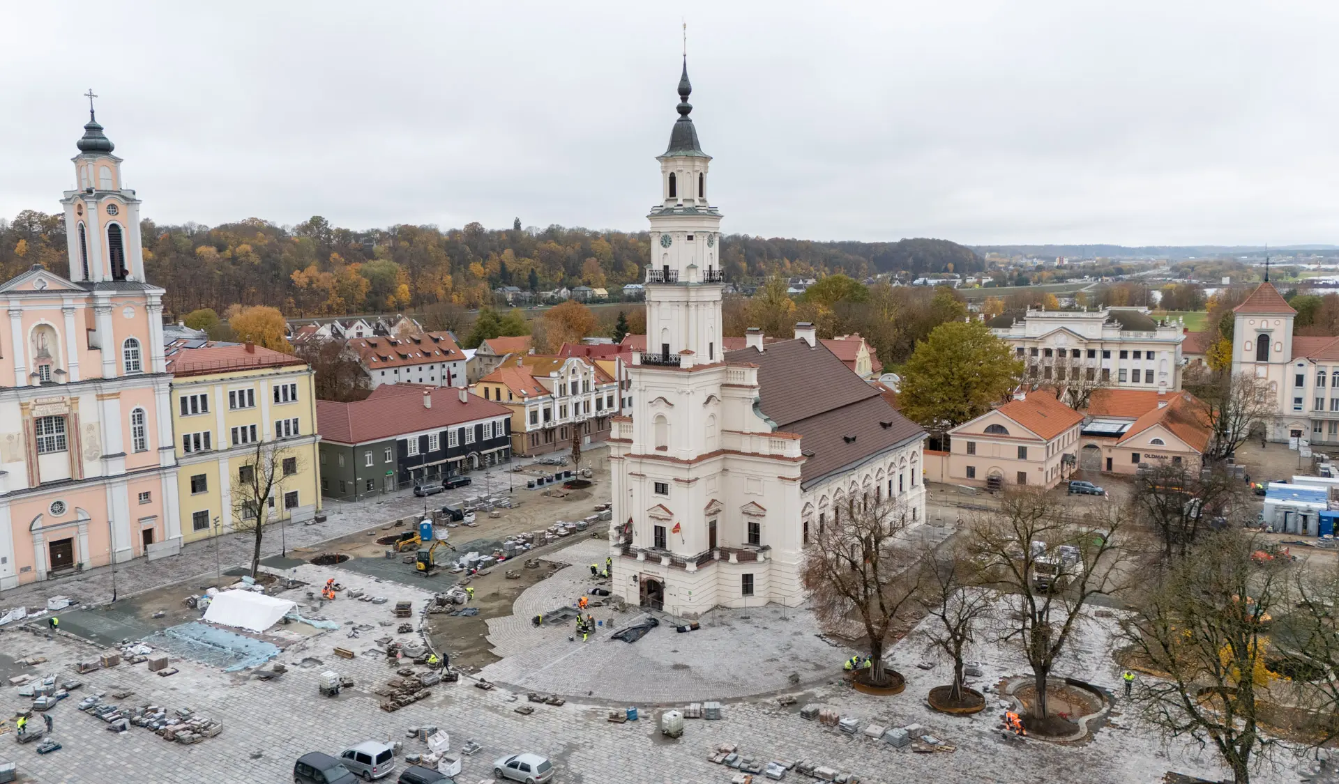 Kaip atrodo Rotušės aikštė, iki eglutės įžiebimo likus trims savaitėms