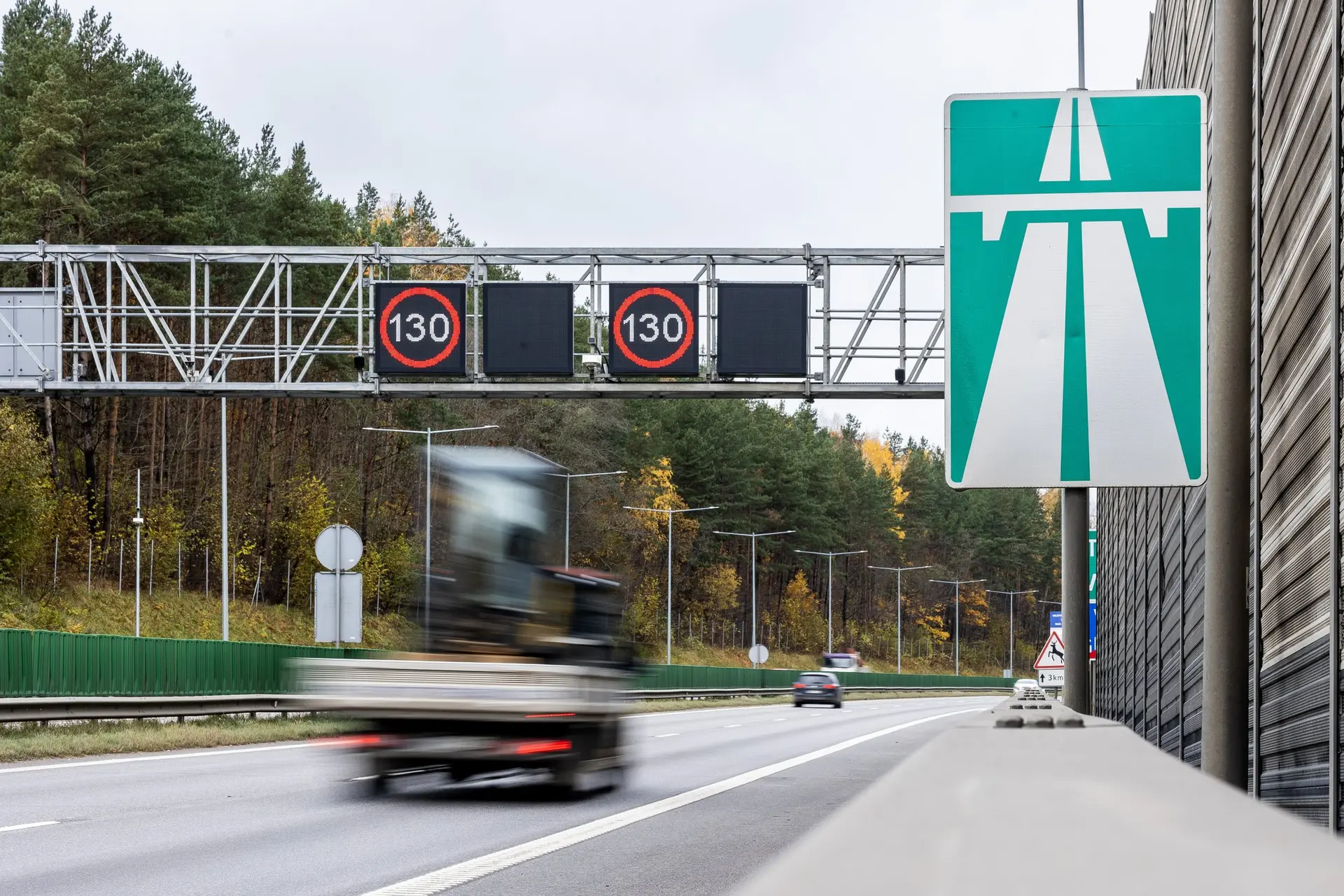 magistralė, kintamos informacijos ženklai