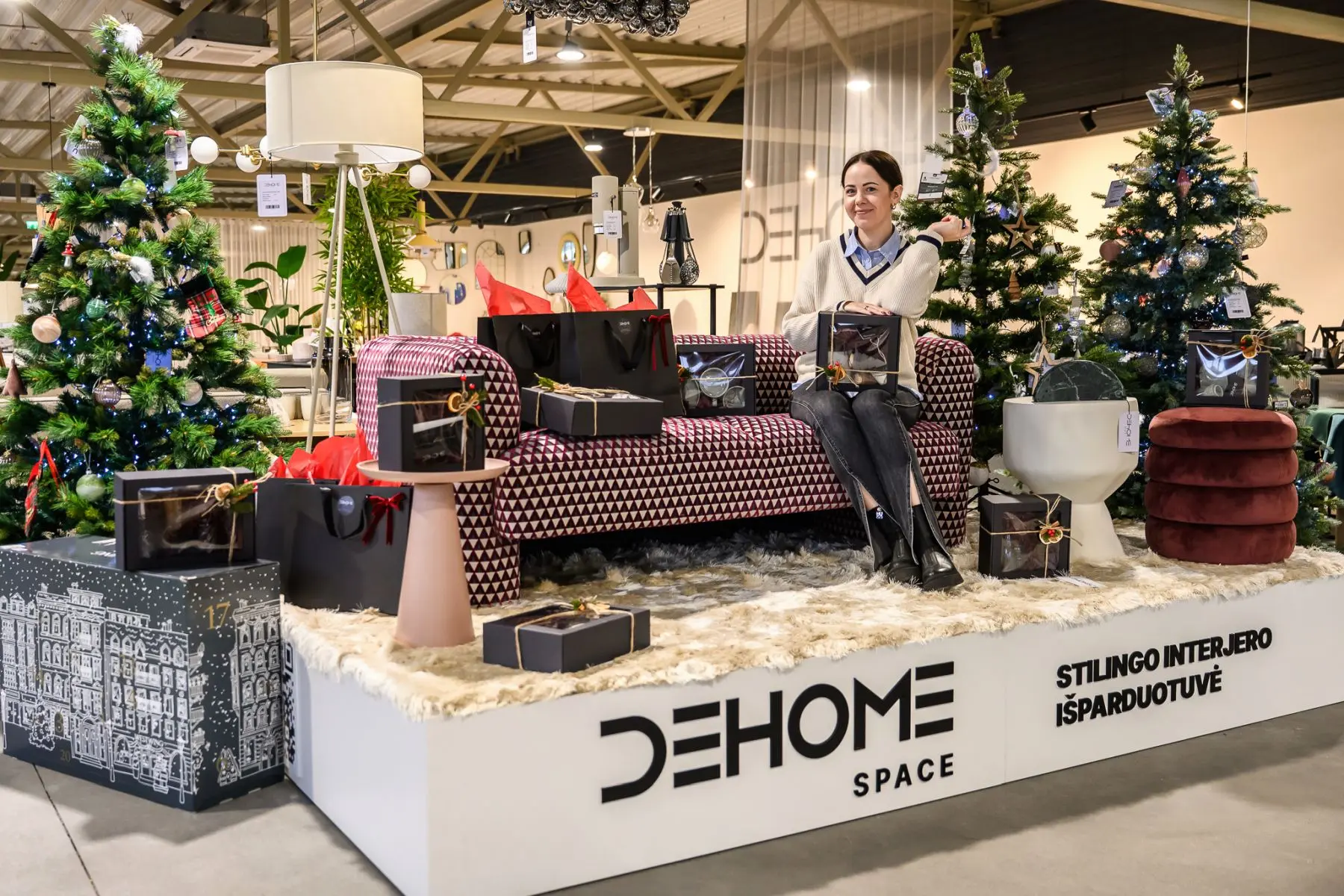 „Dehome space“ išparduotuvė / Organizatorių nuotr.
