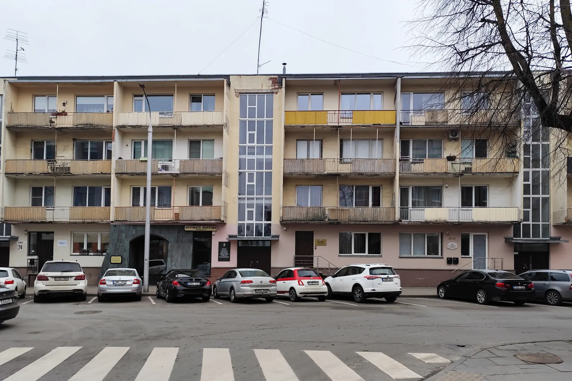 I. Kanto g. 24,  Daugiabučiai