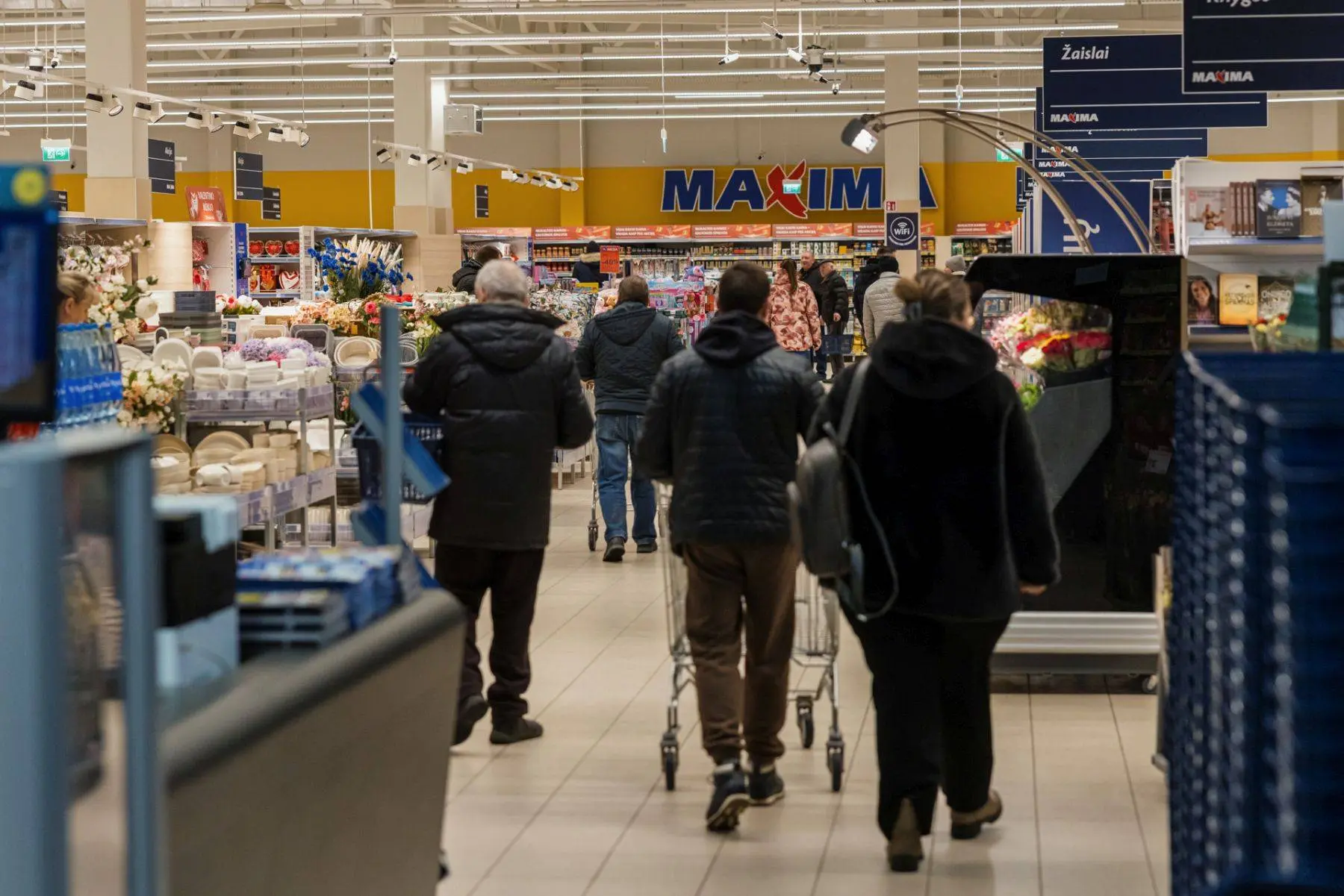Pirkėjai MAXIMOJE