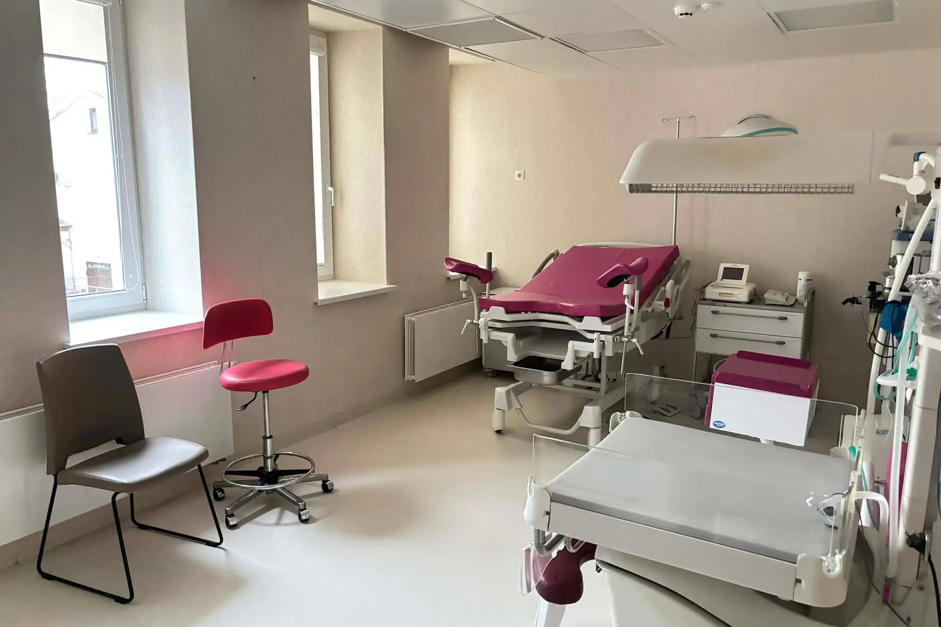 Kauno Krikščioniškieji gimdymo namai