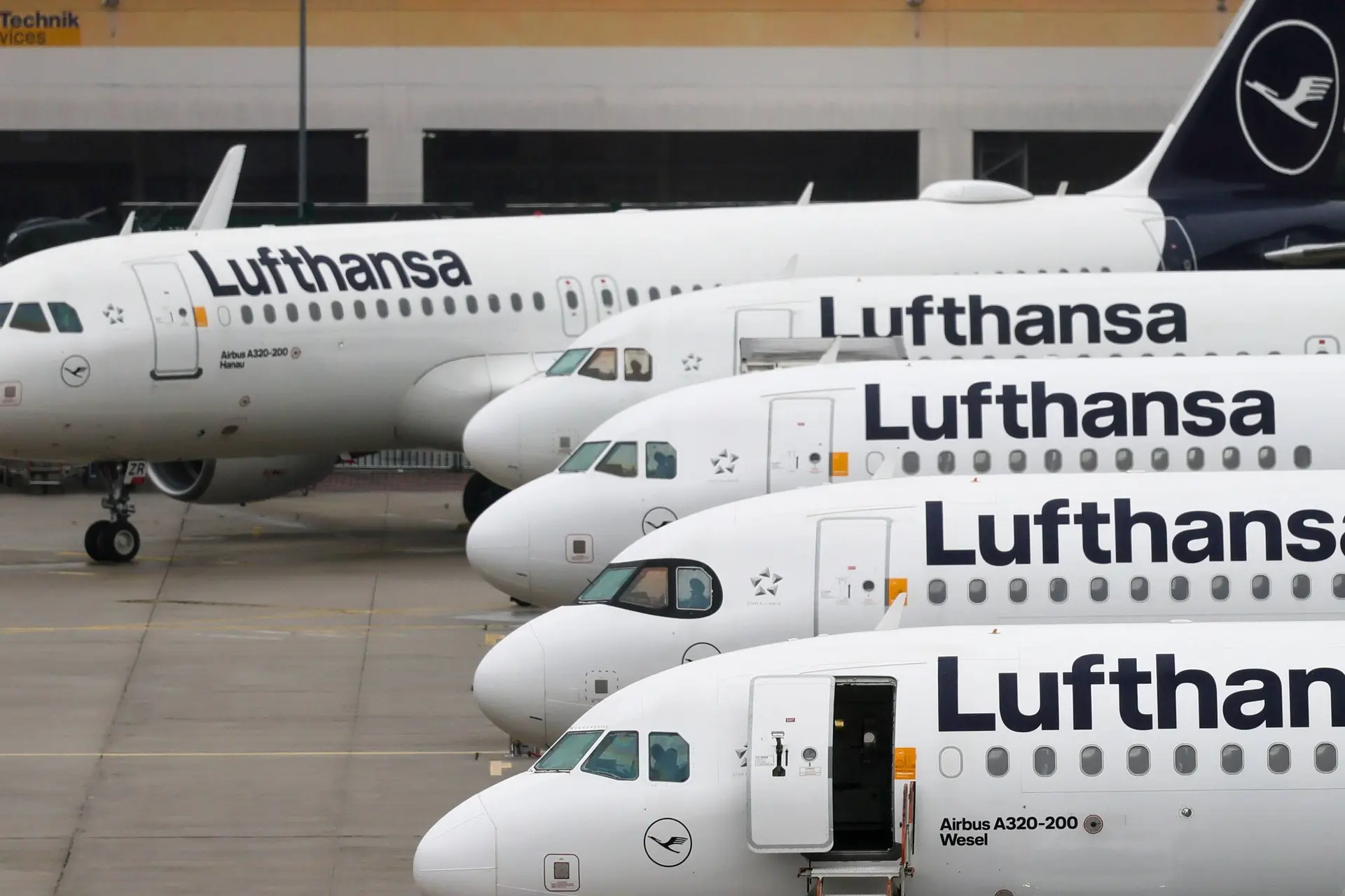 Lufthansa, lėktuvai, oro uostas