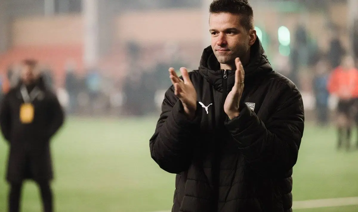 M. Kalnietis metė viešą iššūkį olandų futbolo legendai