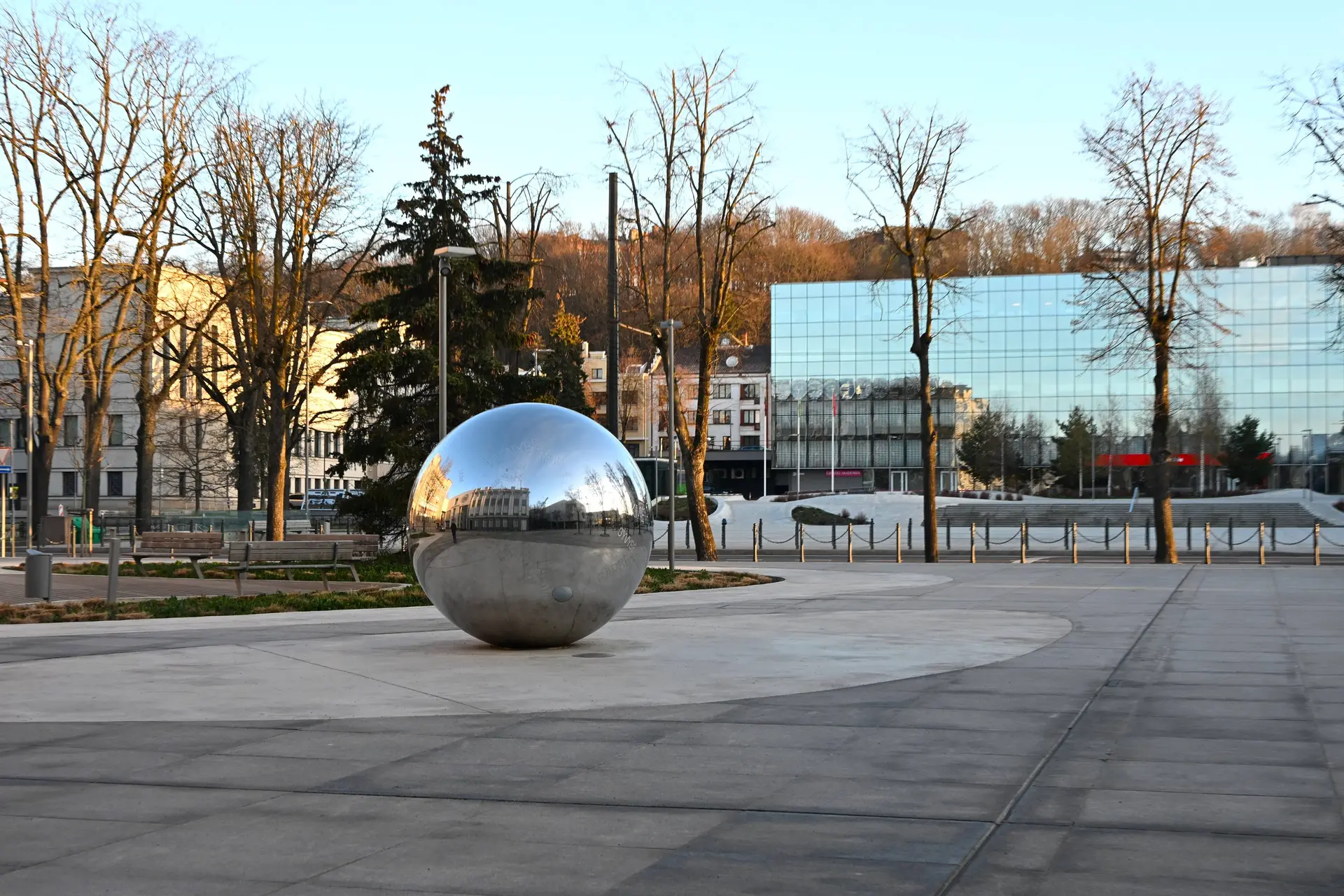 Skulptūra „TAŠKAS“ 2024 m. / Organizatorių nuotr.