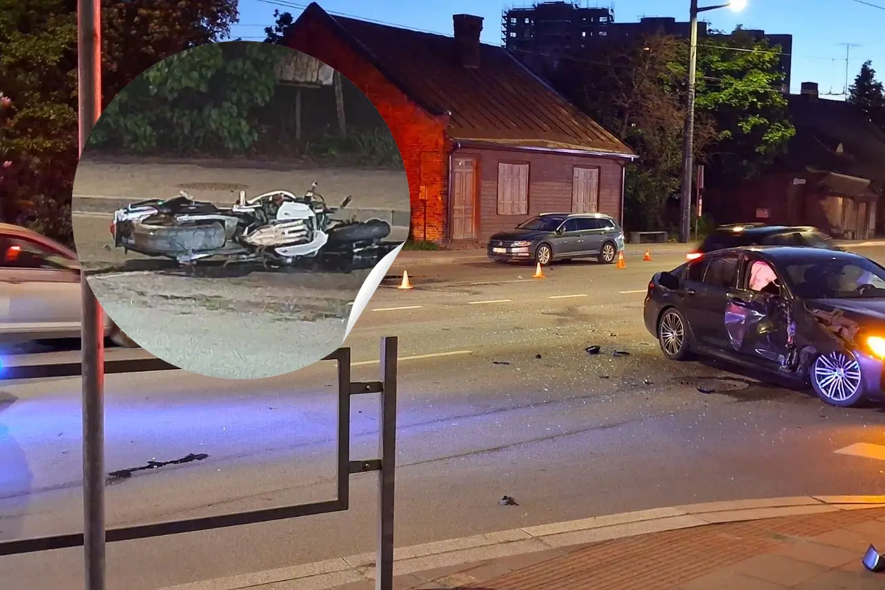 „BMW“ ir motociklininko avarija / Delfi.lt / M. Prekevičiaus nuotr.
