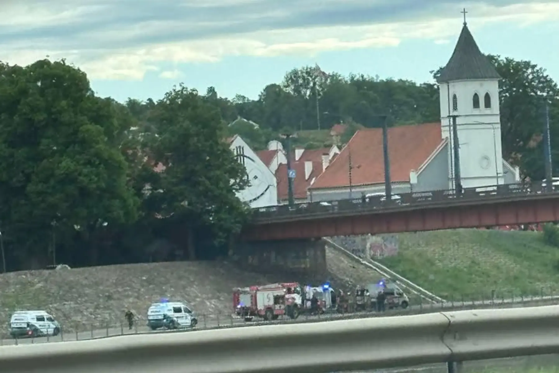 Tarnybos prie Vytauto Didžiojo tilto