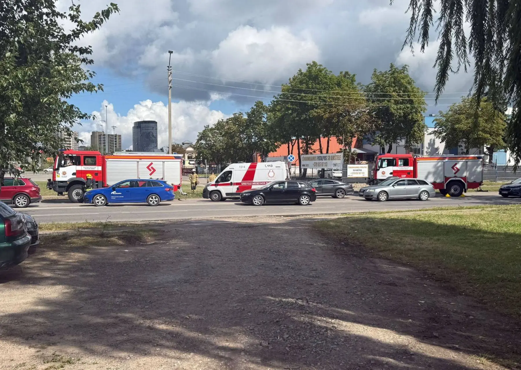 Avarija Pramonės pr. ir Elektrėnų g. sankryžoje / Skaitytojų nuotr.