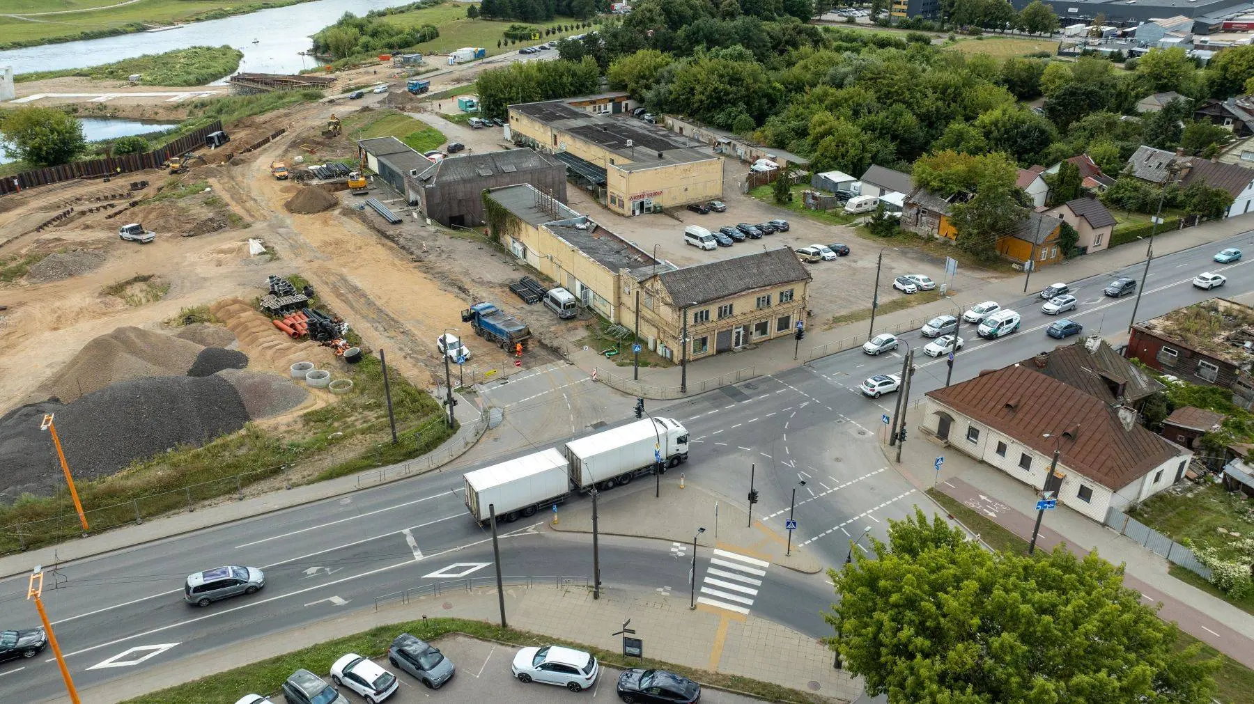 Jurbarko ir A. Kriščiukaičio gatvių sankirta