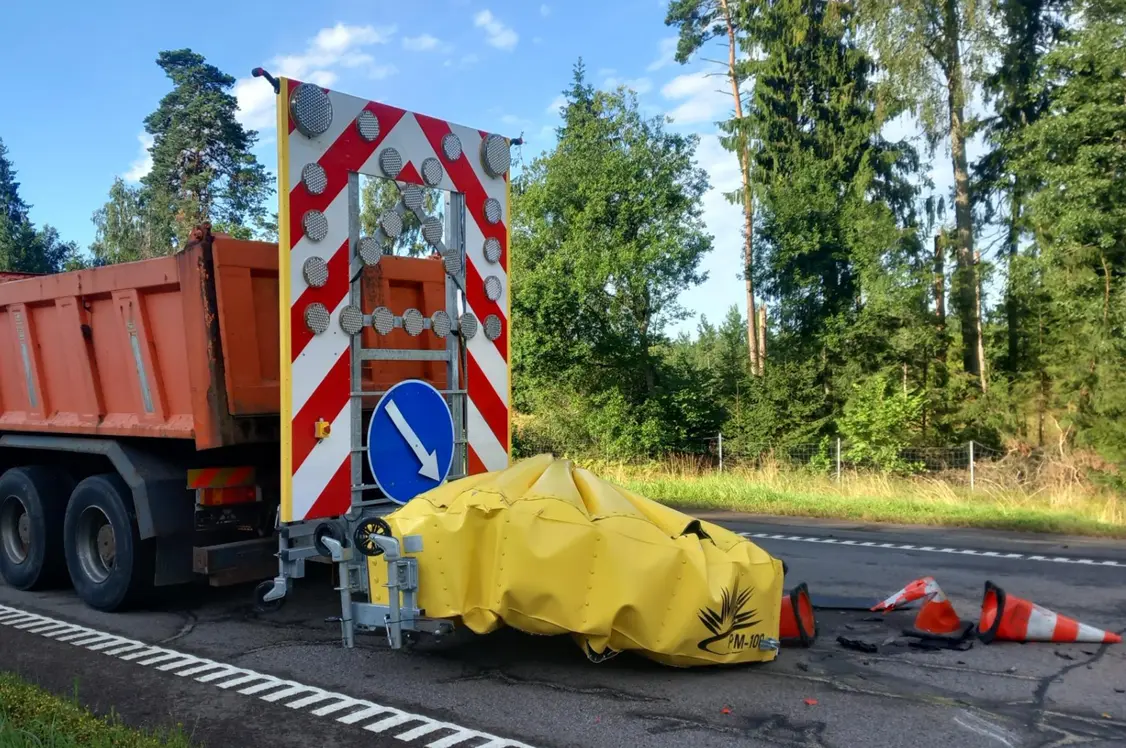 Smūgio slopintuvai / AB „Kelių priežiūra“ nuotr.