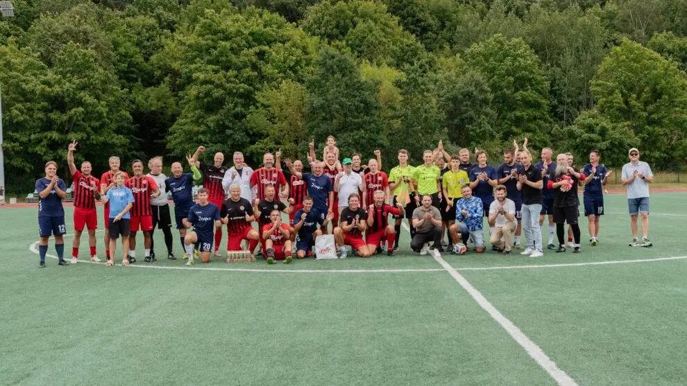 sužaistos simbolinės futbolo rungtynės