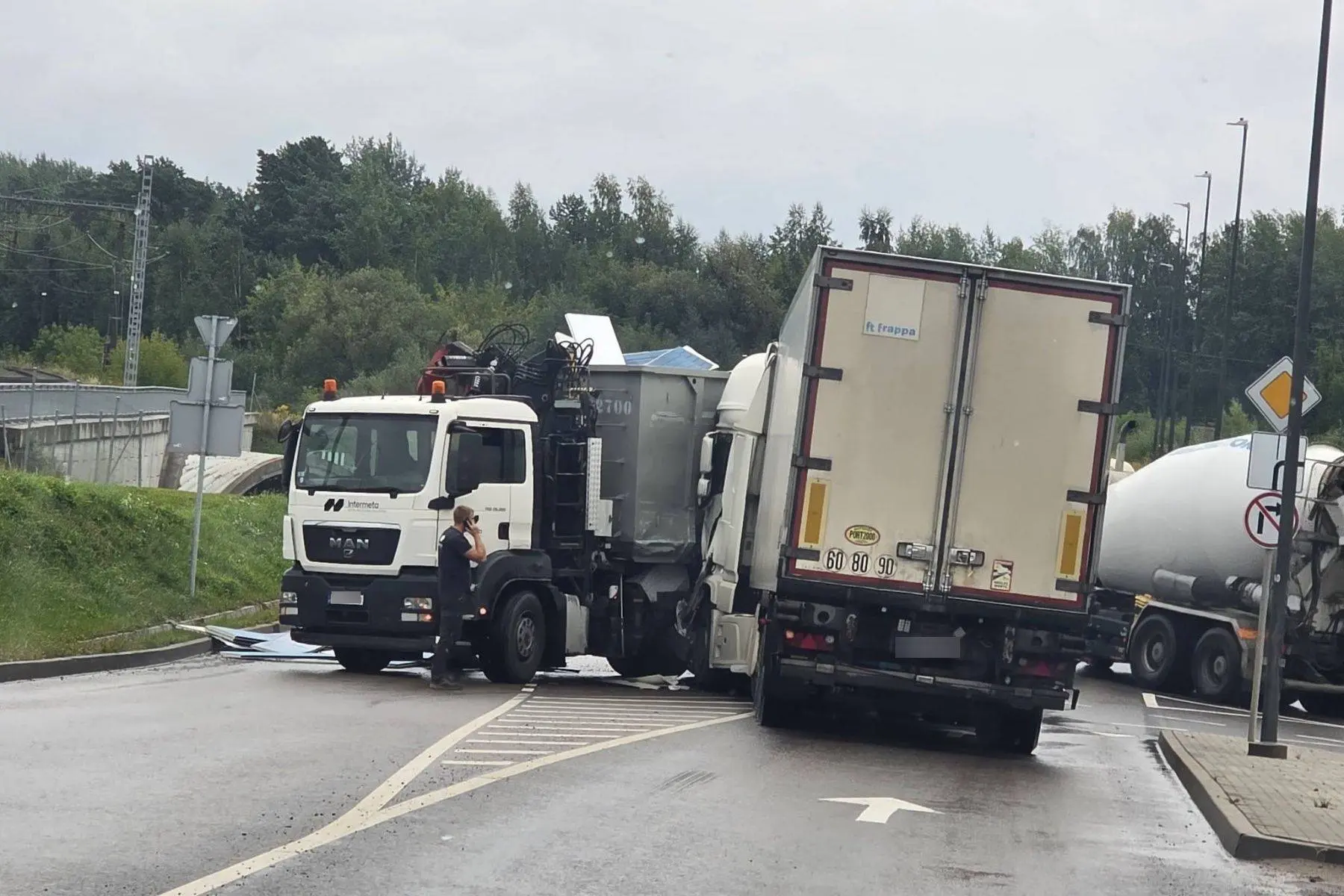 Avarija Ateities pl. transporto mazge