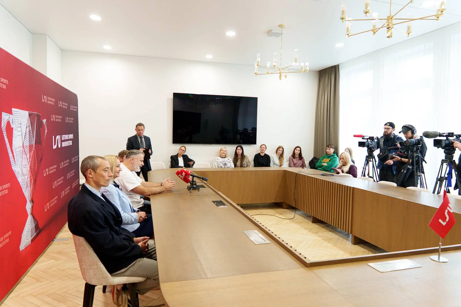 A. Ardzijausko spaudos konferencija