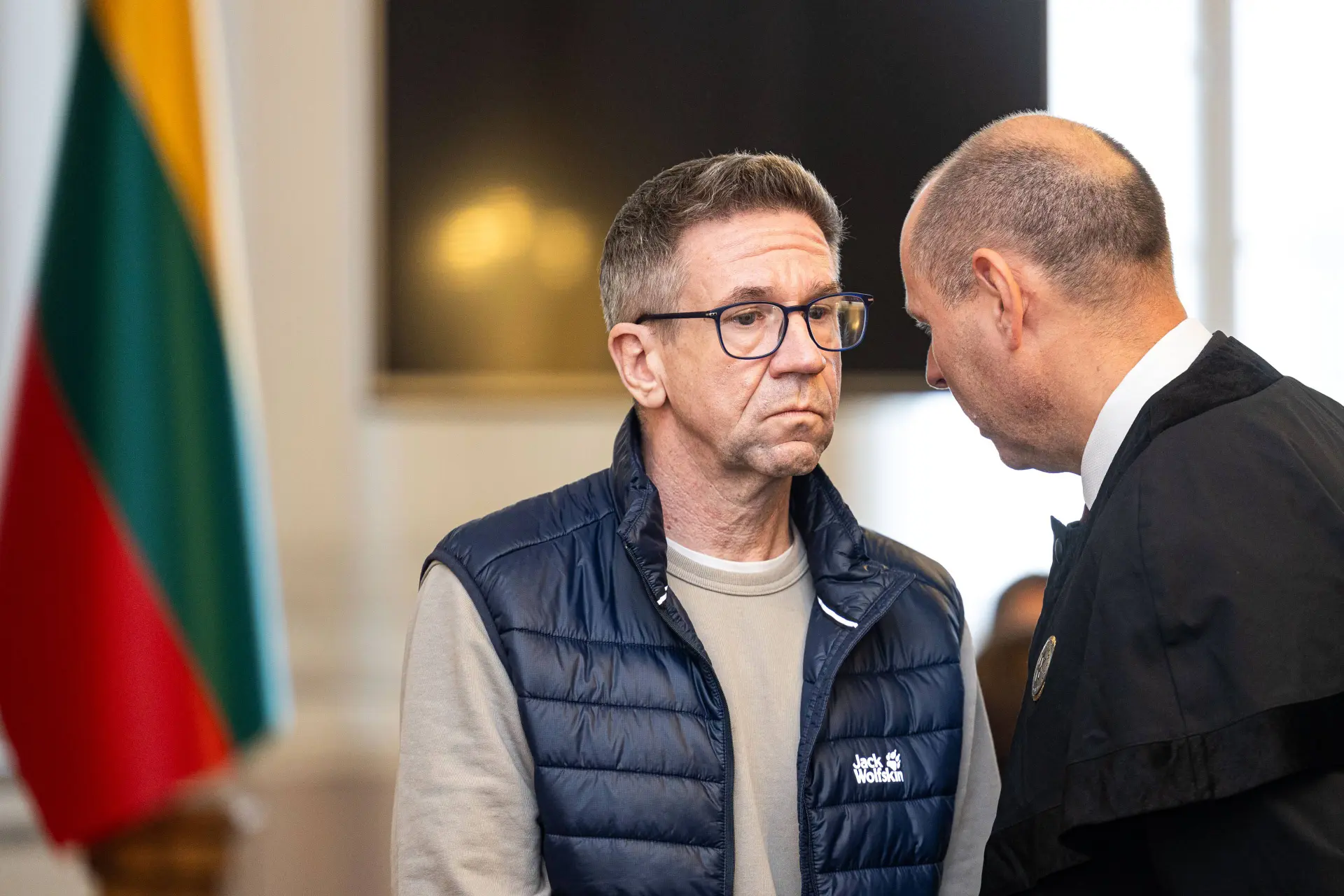 Vladimiro Antonovo bylos nagrinėjimas