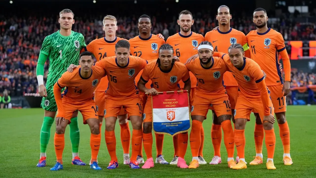 'Nederlands elftal gedraagt zich schandalig'